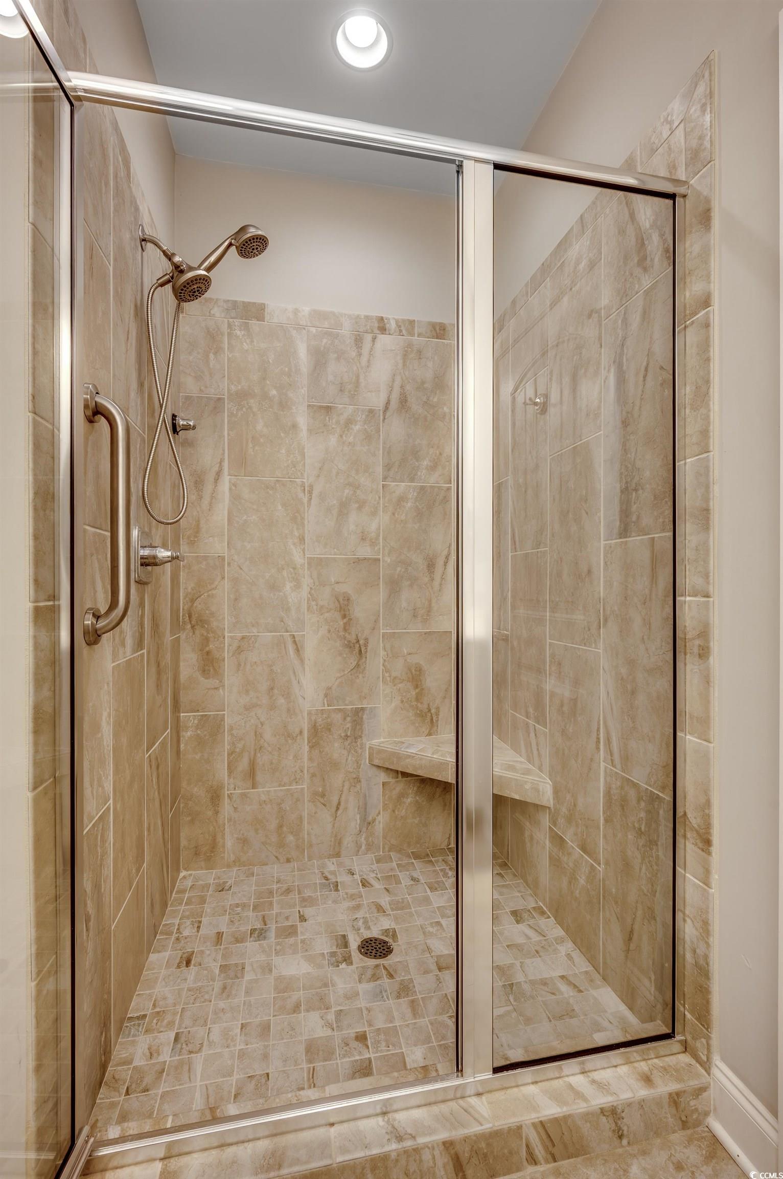 2225 Oak Creek Ct.