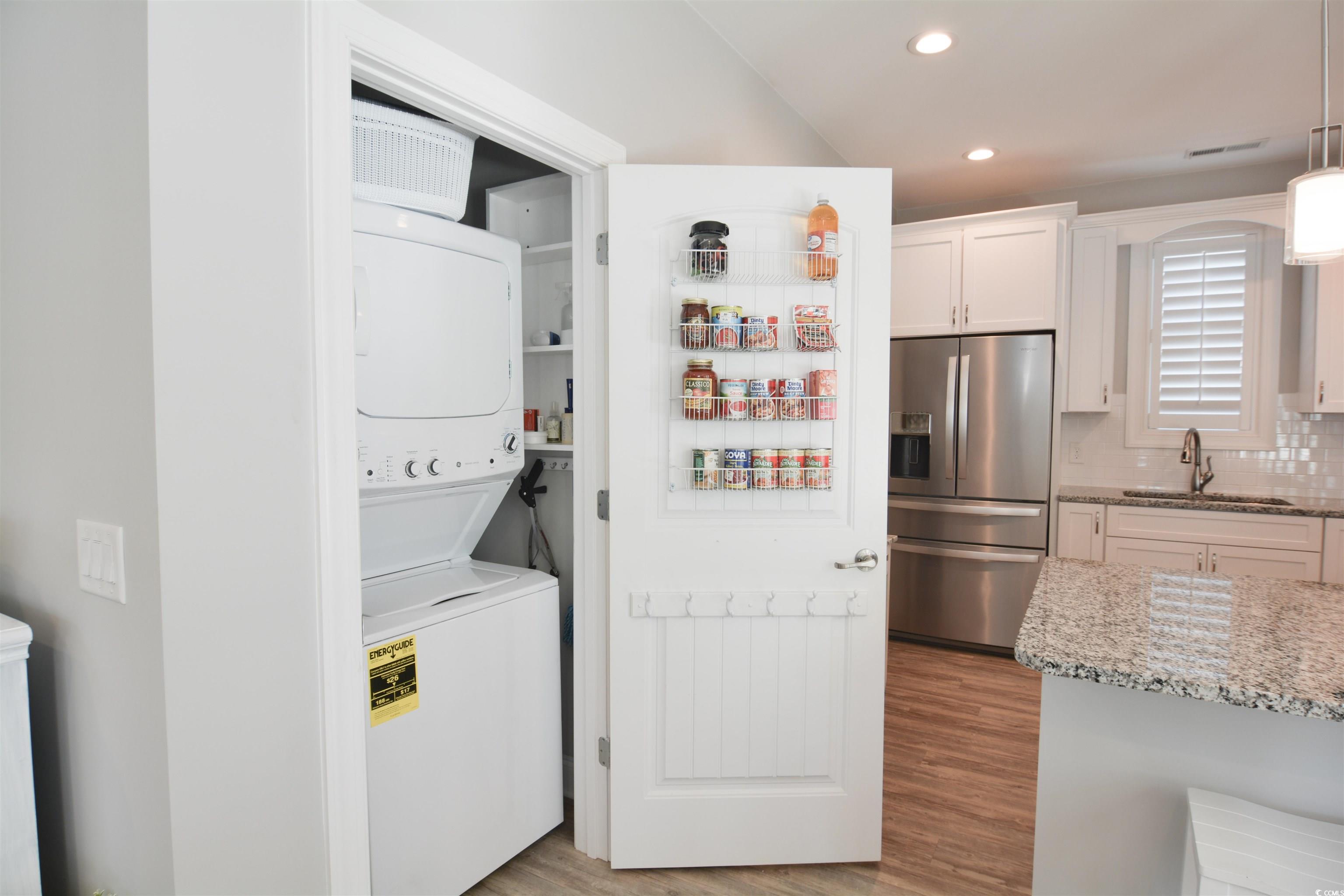 5223 Sea Coral Way