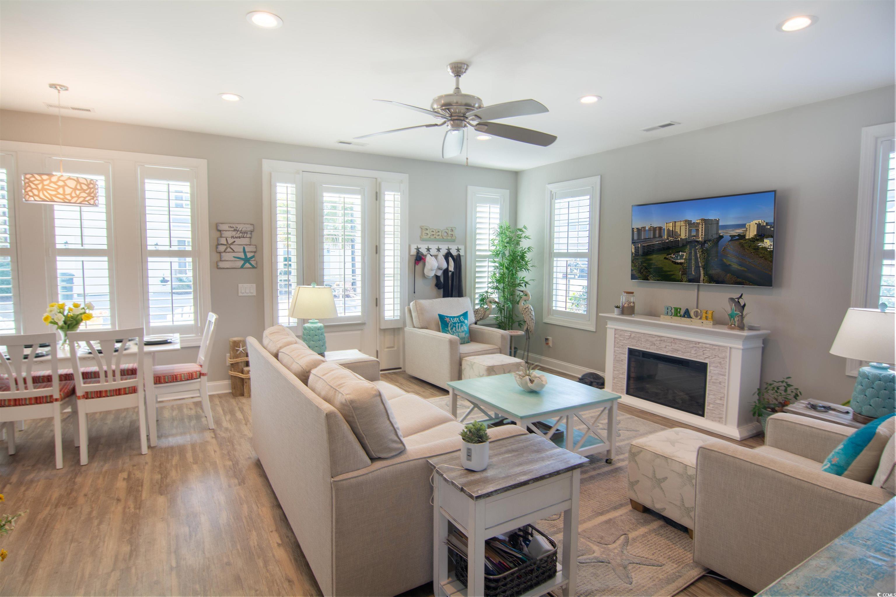 5223 Sea Coral Way