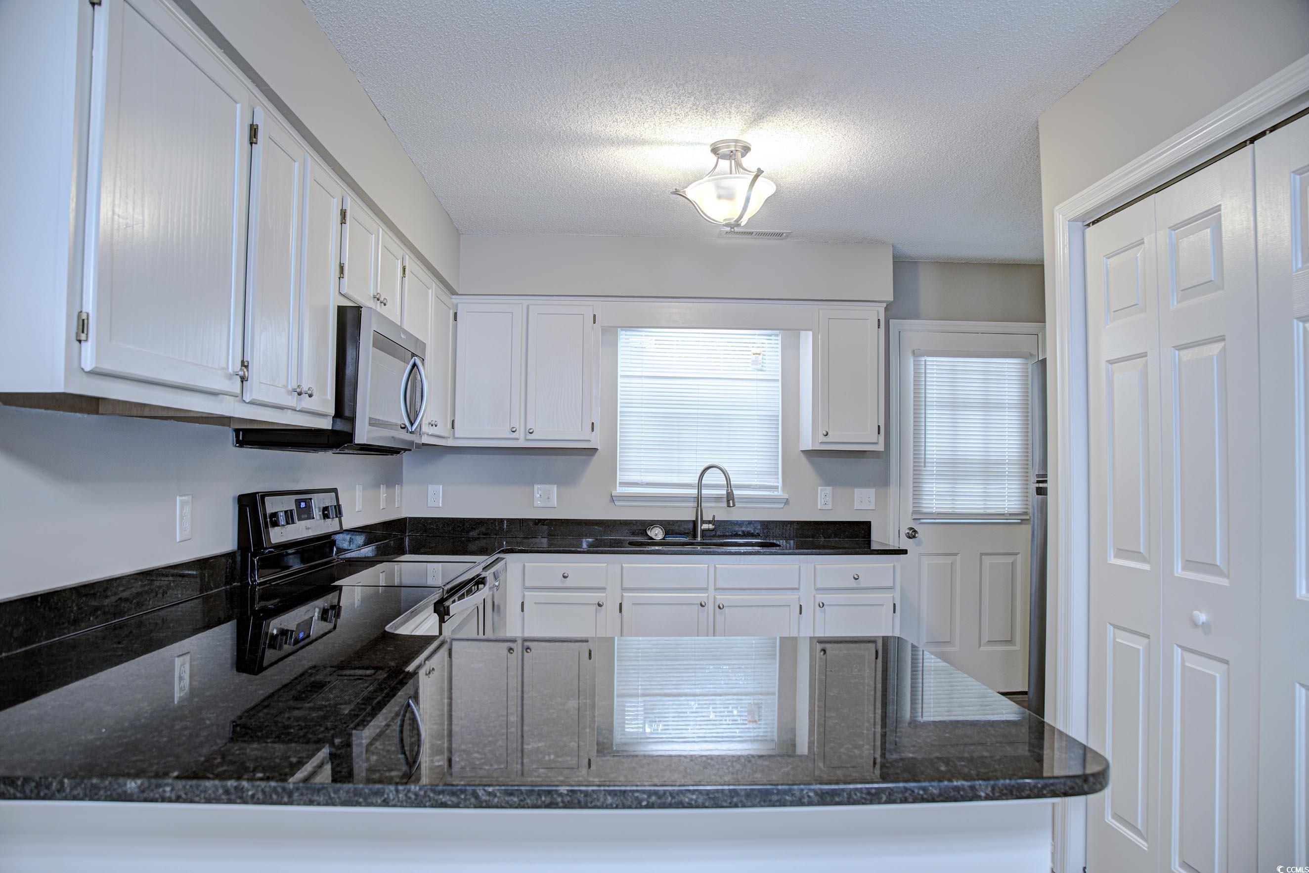 1455 Baldwin Ct. Unit: 1455