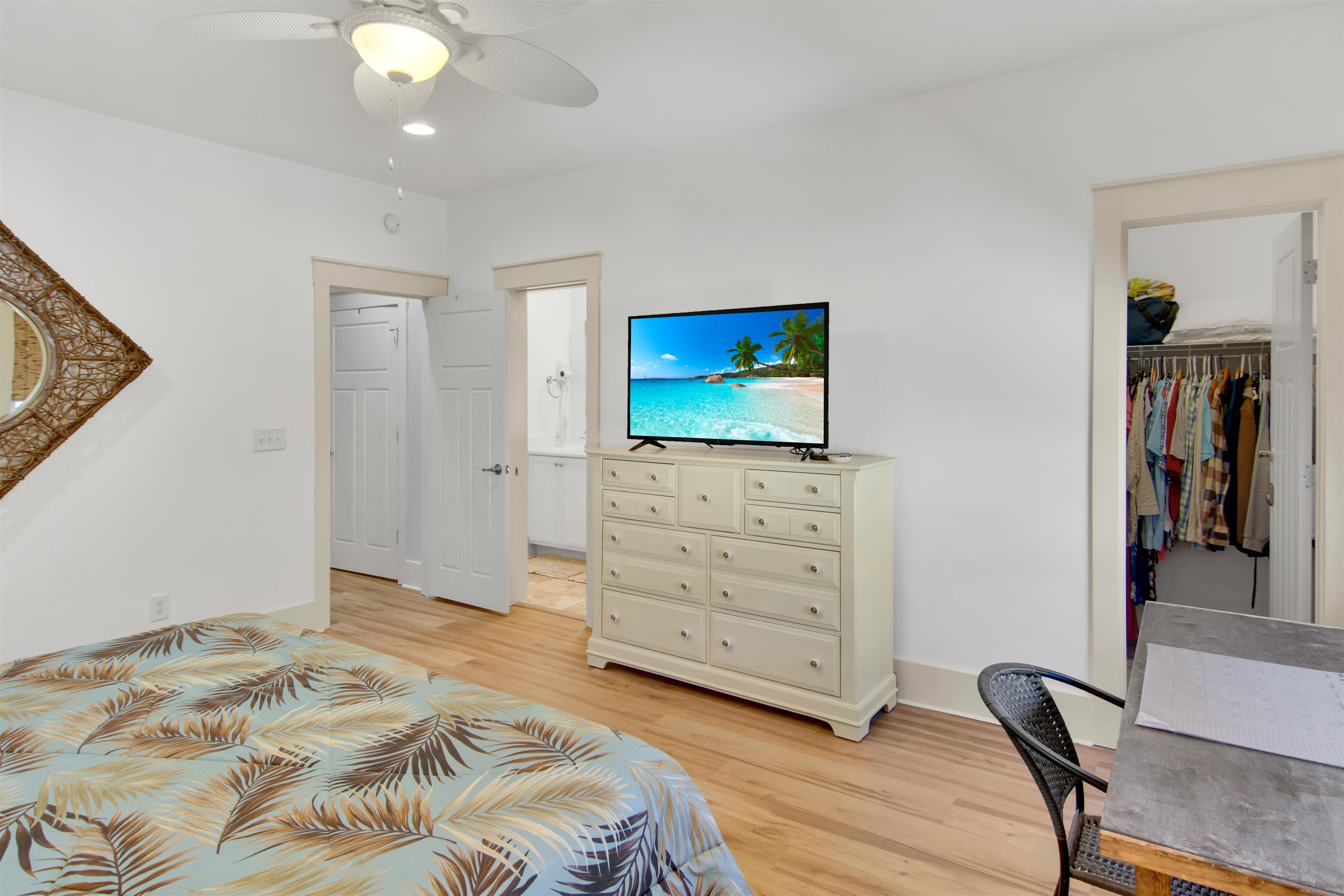 4902 N Market St. Unit: M7-R2