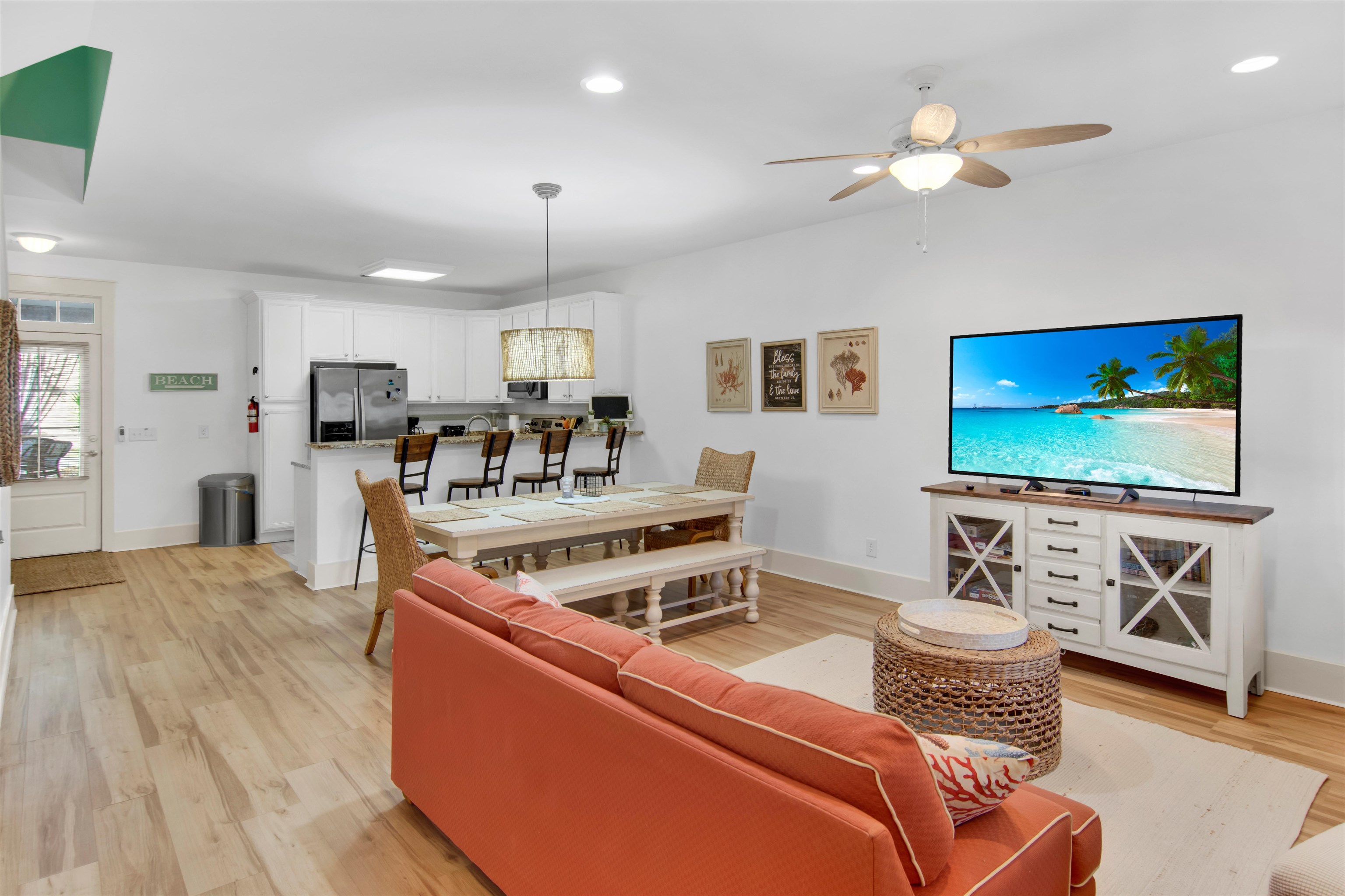 4902 N Market St. Unit: M7-R2