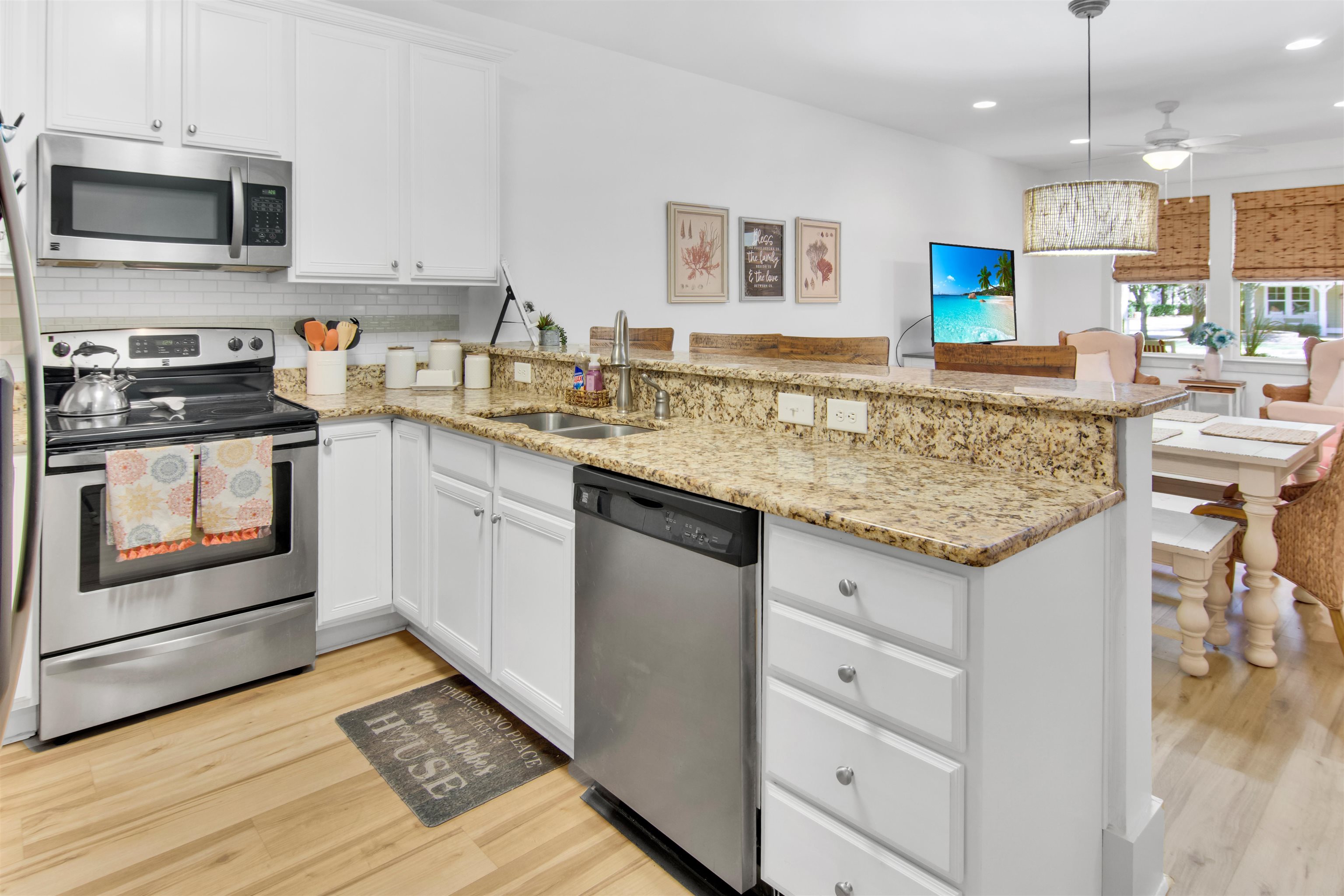 4902 N Market St. Unit: M7-R2