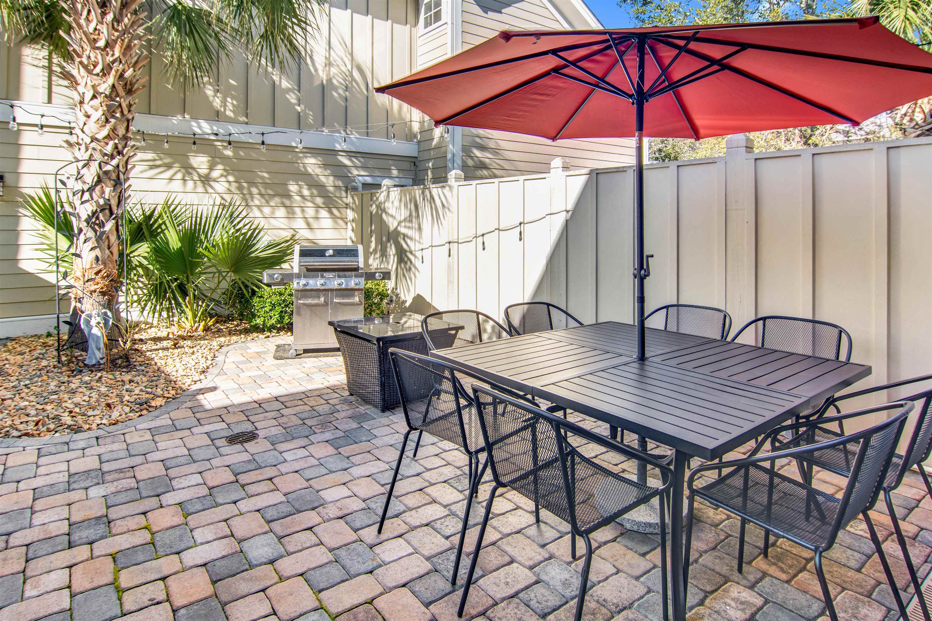 4902 N Market St. Unit: M7-R2