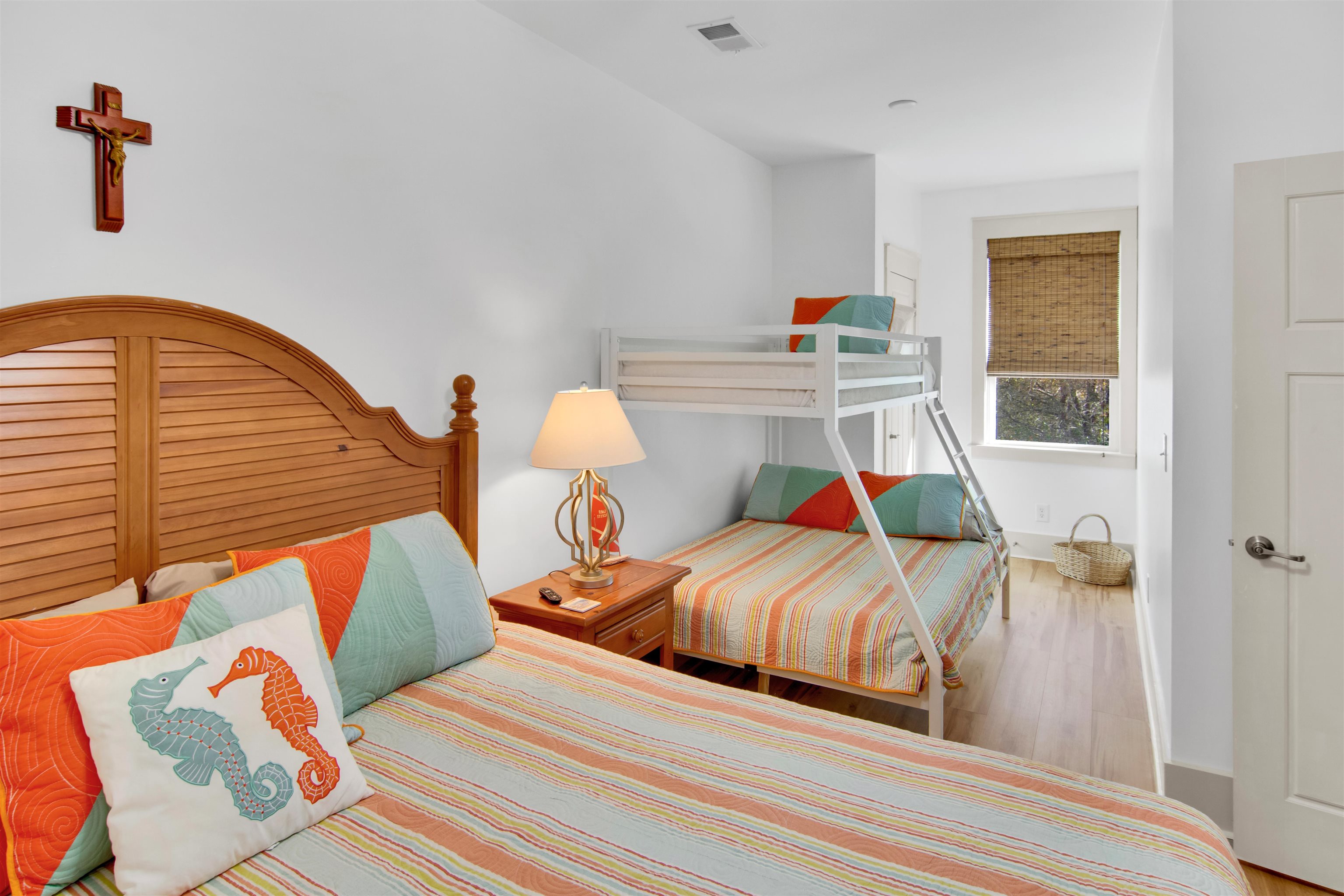 4902 N Market St. Unit: M7-R2