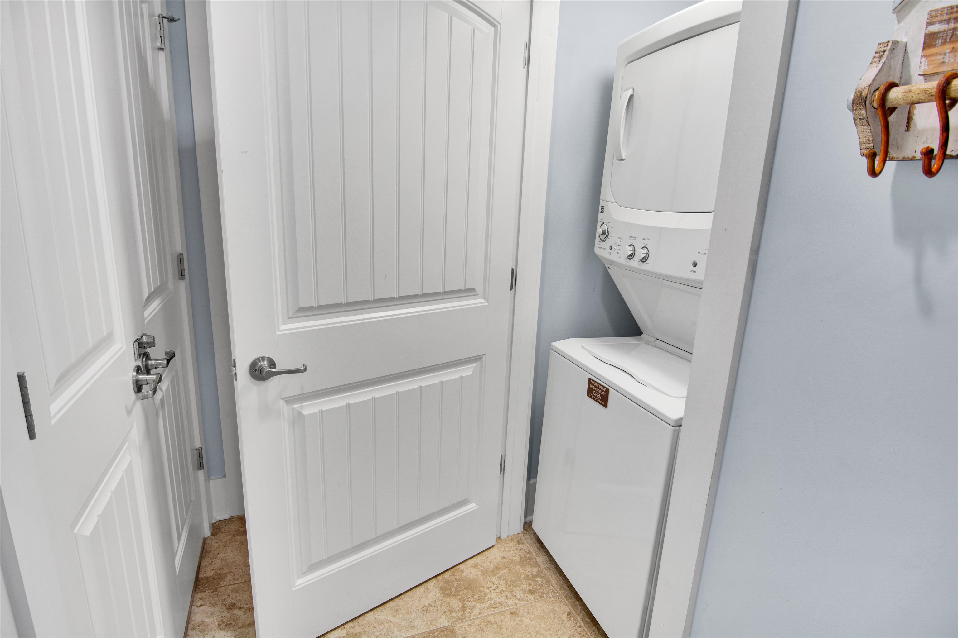 837 Madiera Dr. Unit: TH6-R3