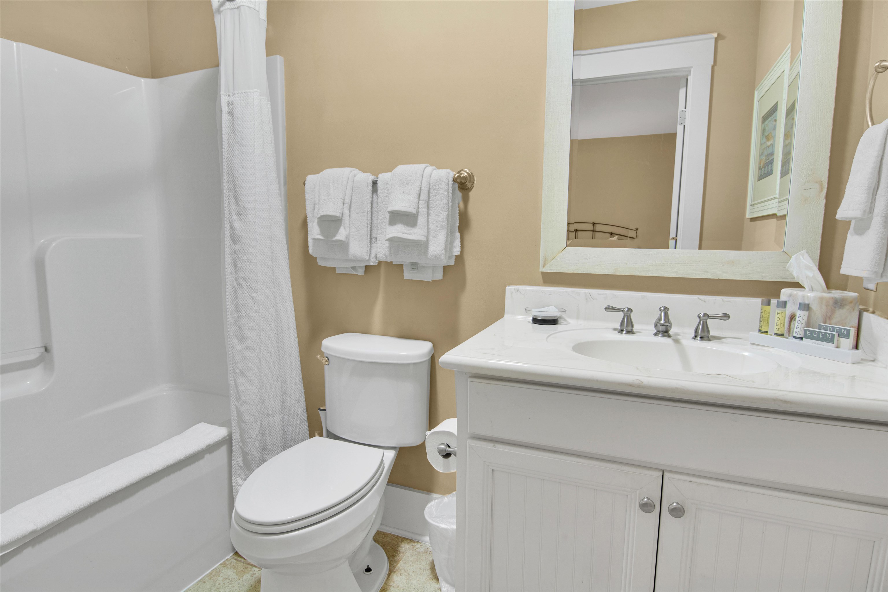 837 Madiera Dr. Unit: TH6-R3