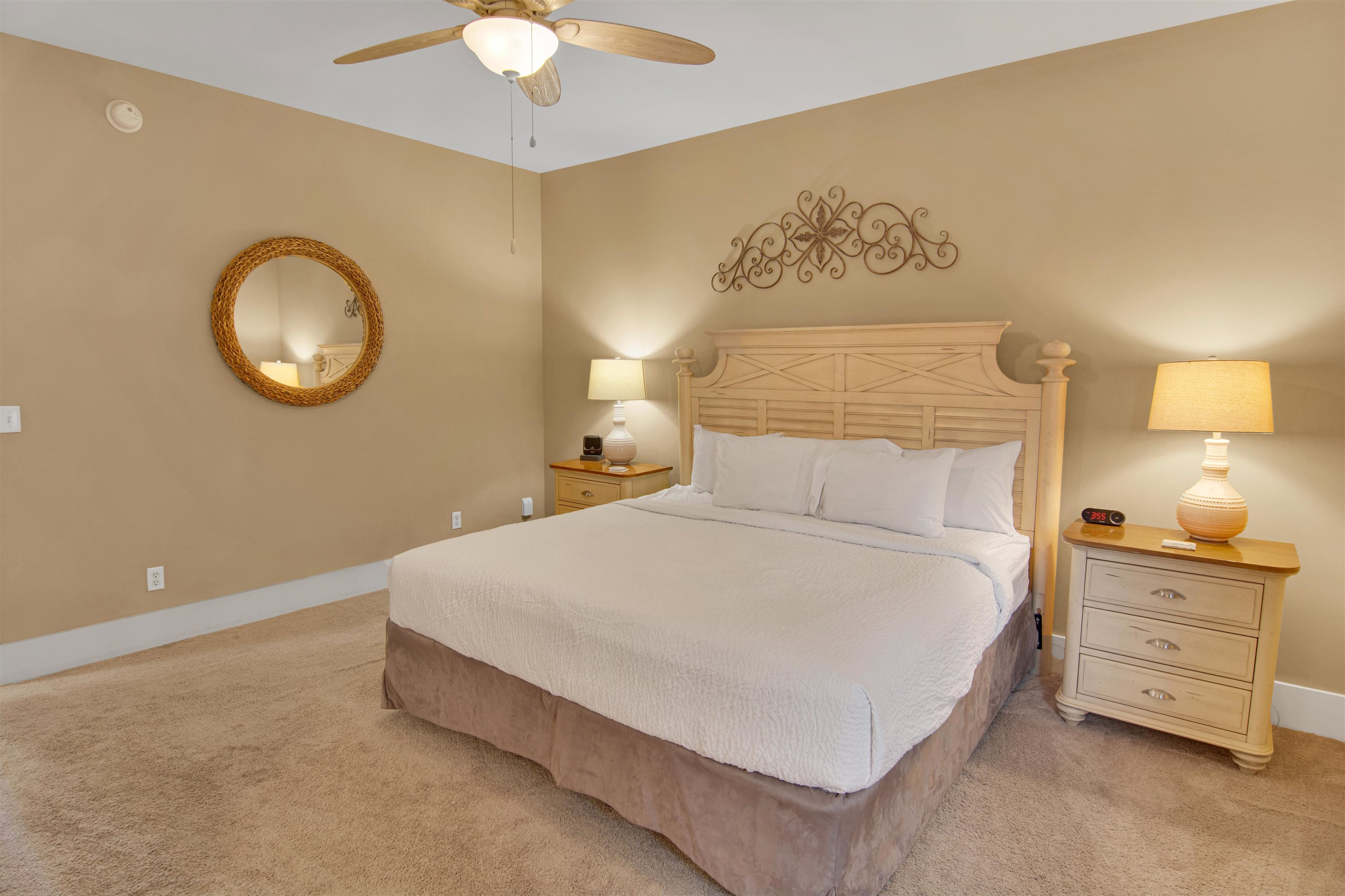 837 Madiera Dr. Unit: TH6-R3