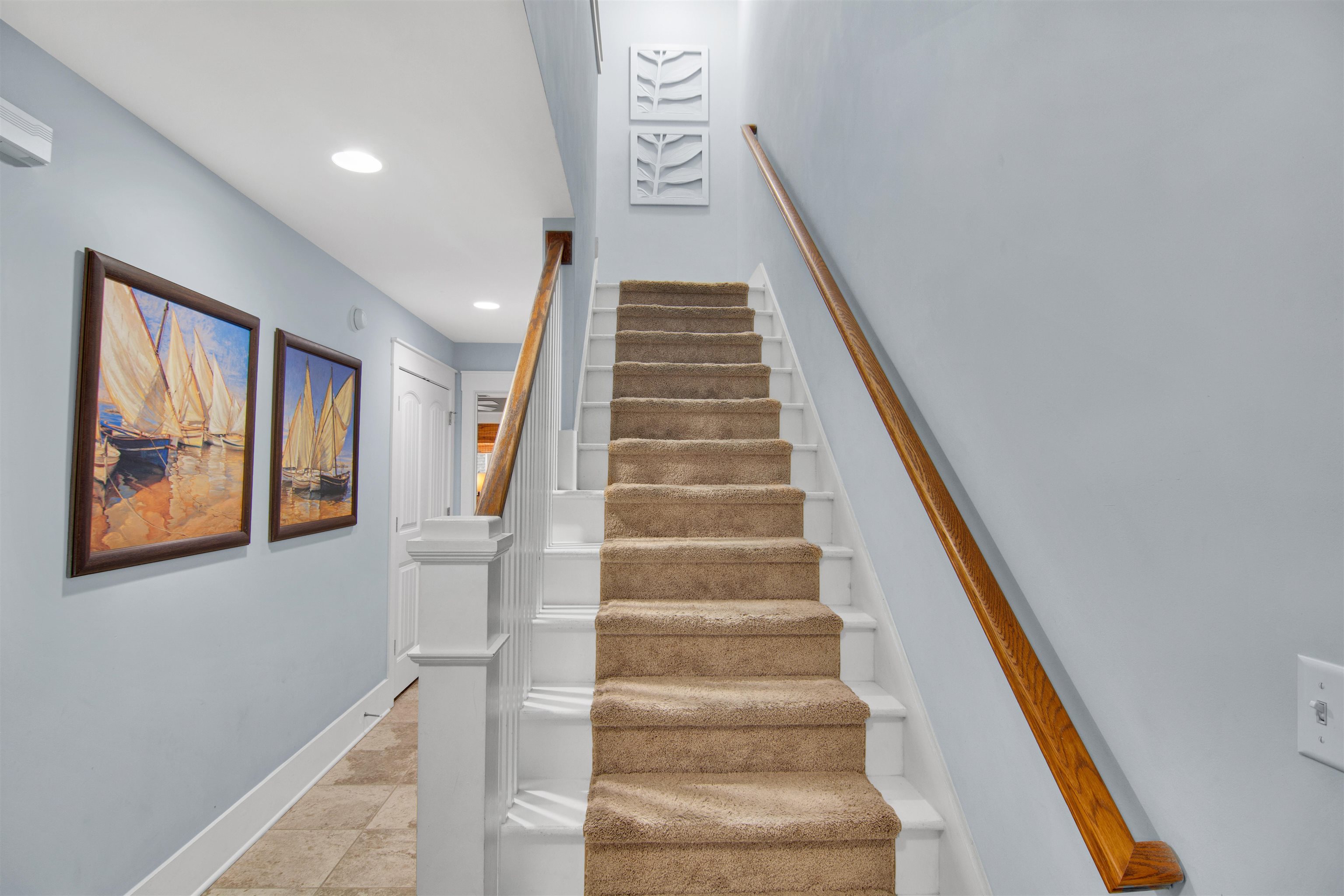 837 Madiera Dr. Unit: TH6-R3