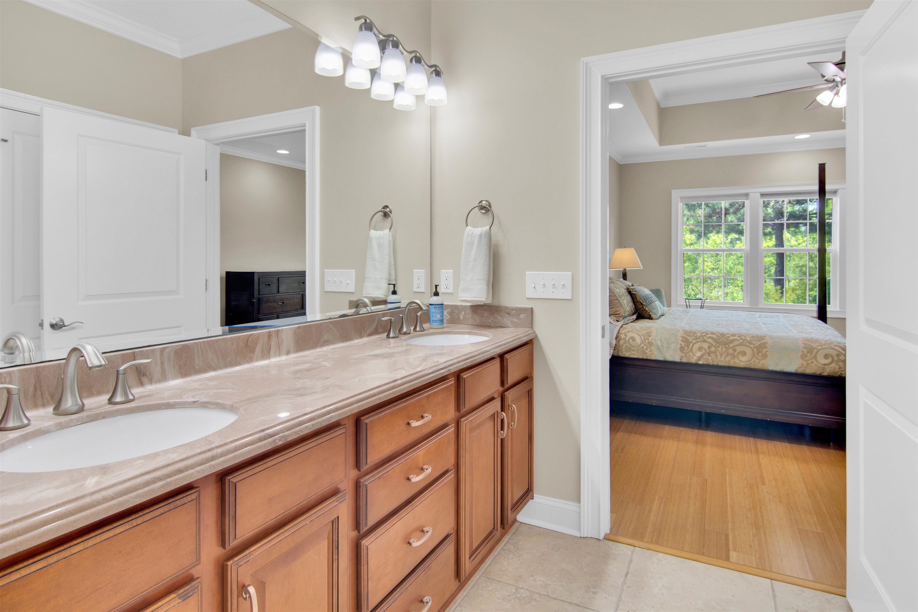 511 Seafarer Way