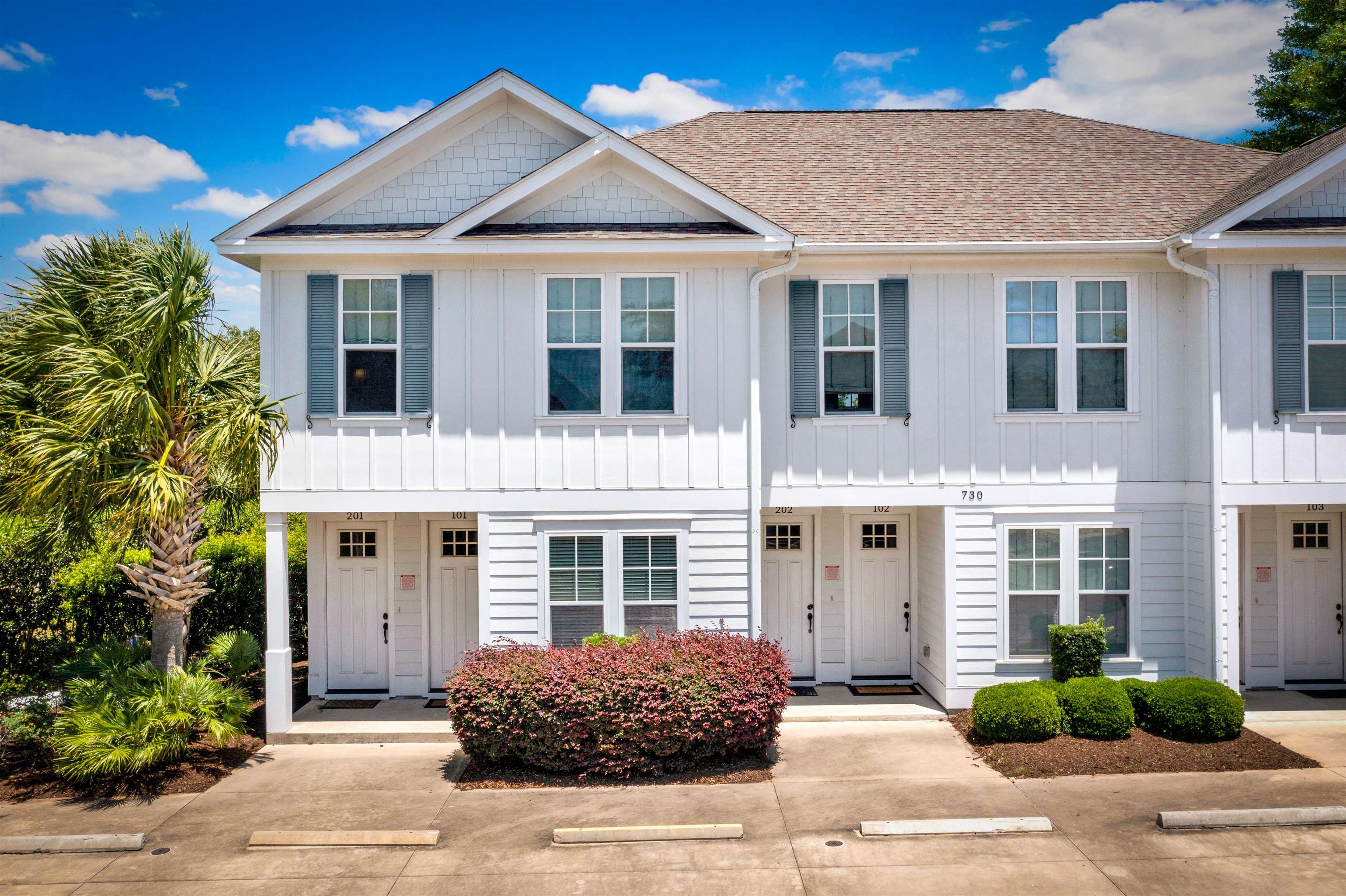 730 Madiera Dr. Unit: 201