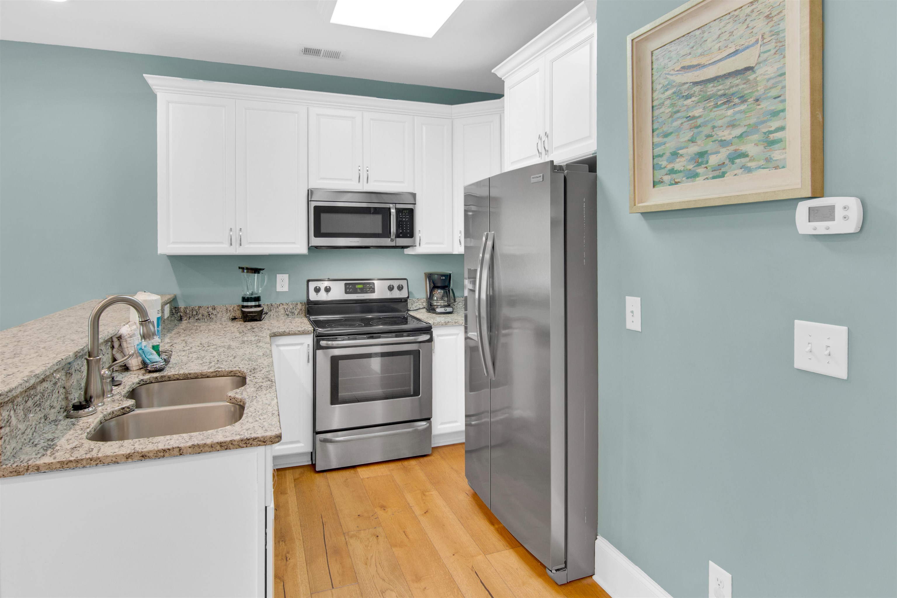 730 Madiera Dr. Unit: 201