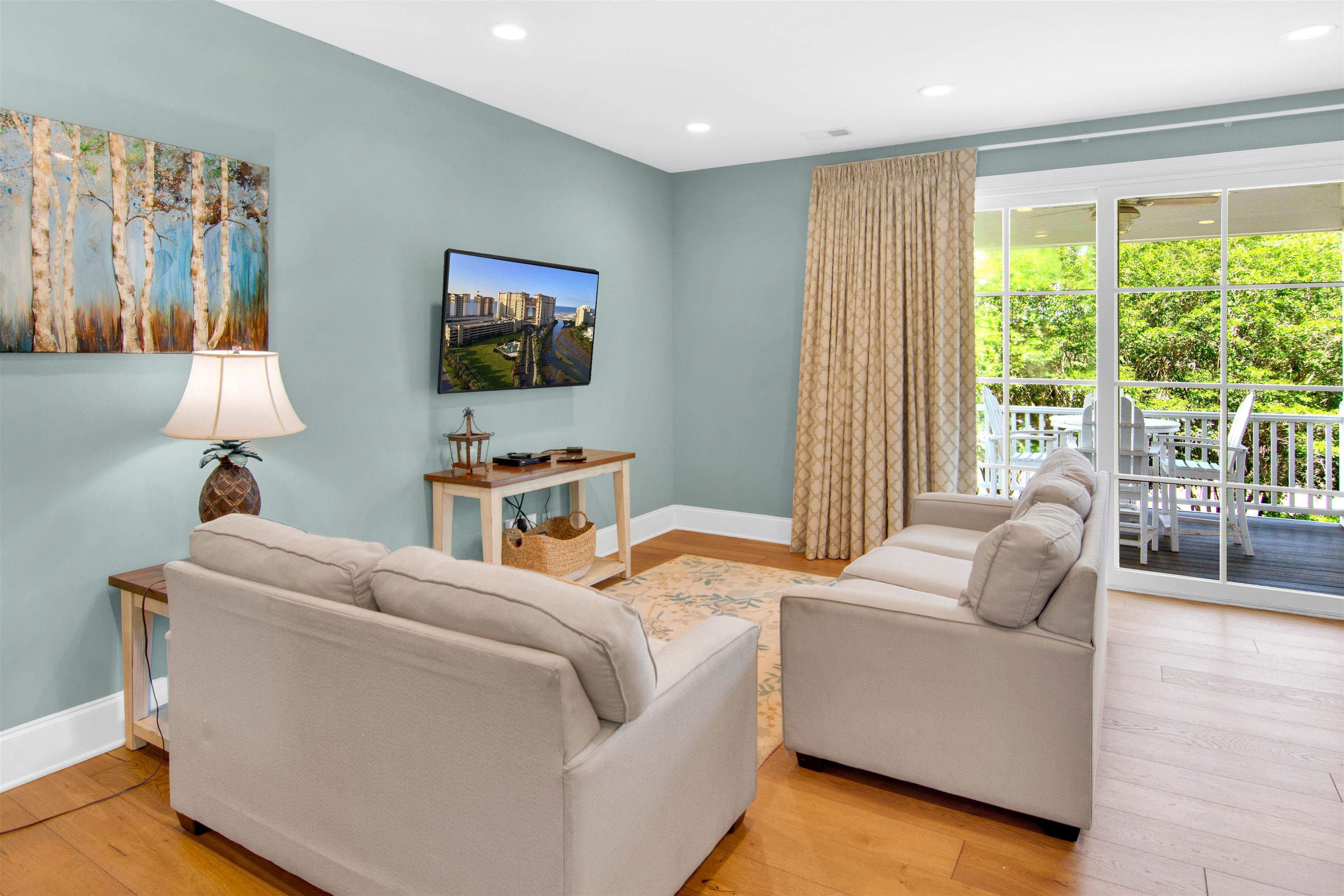 730 Madiera Dr. Unit: 201