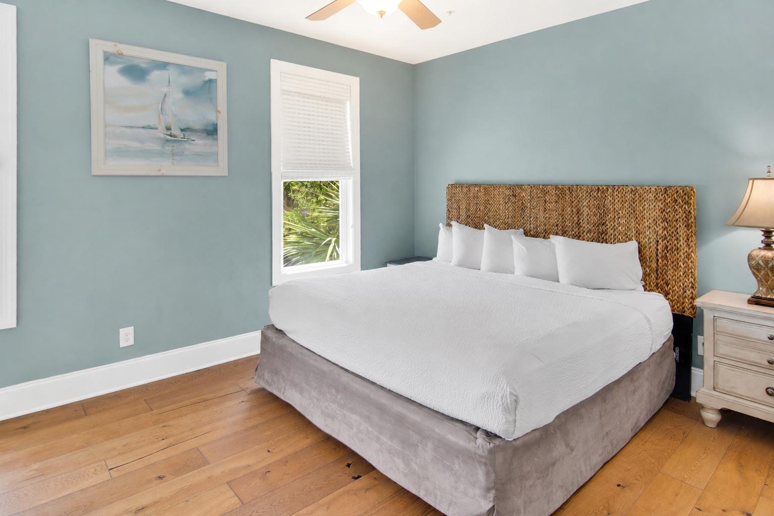 730 Madiera Dr. Unit: 201