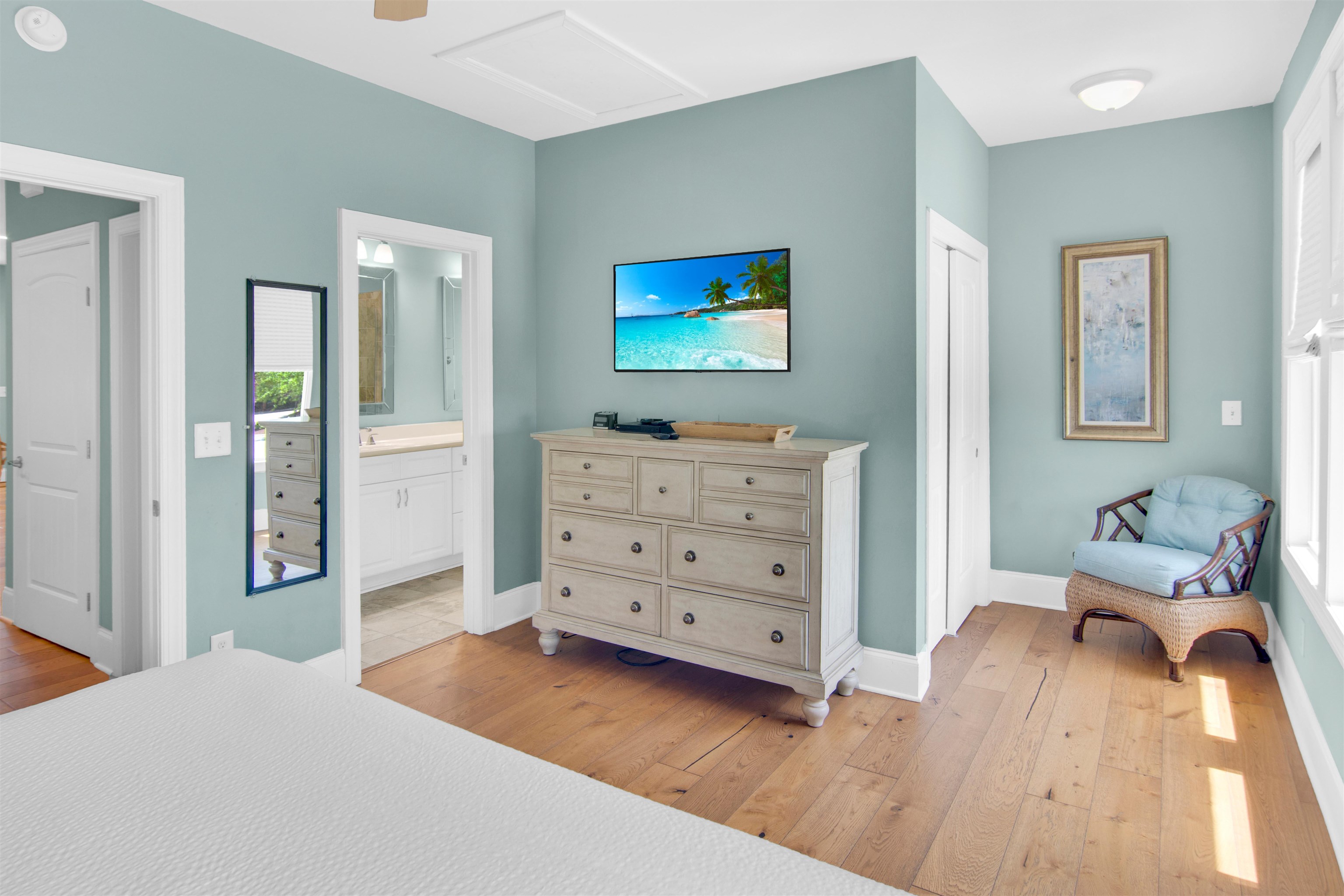 730 Madiera Dr. Unit: 201