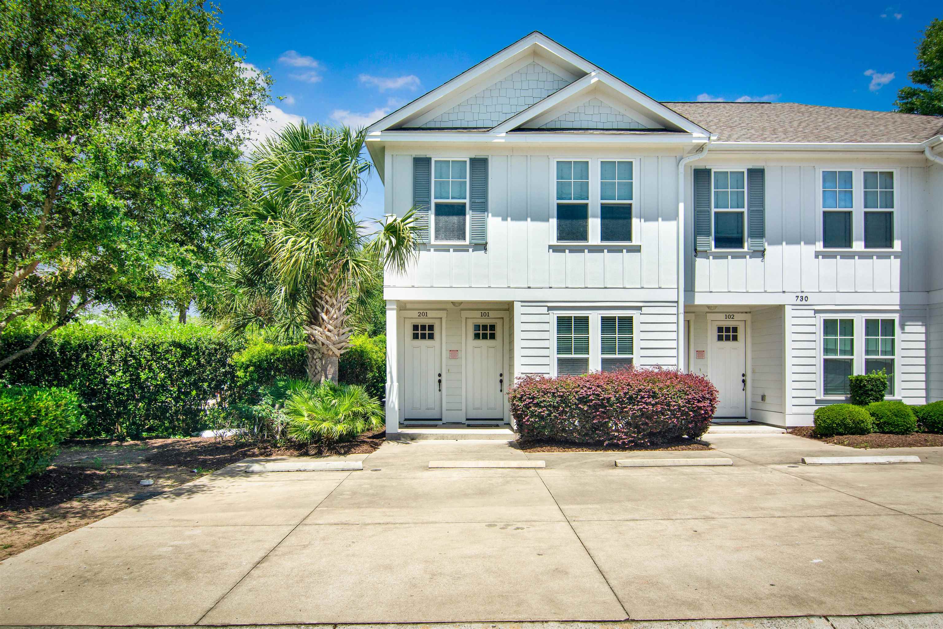 730 Madiera Dr. Unit: 201