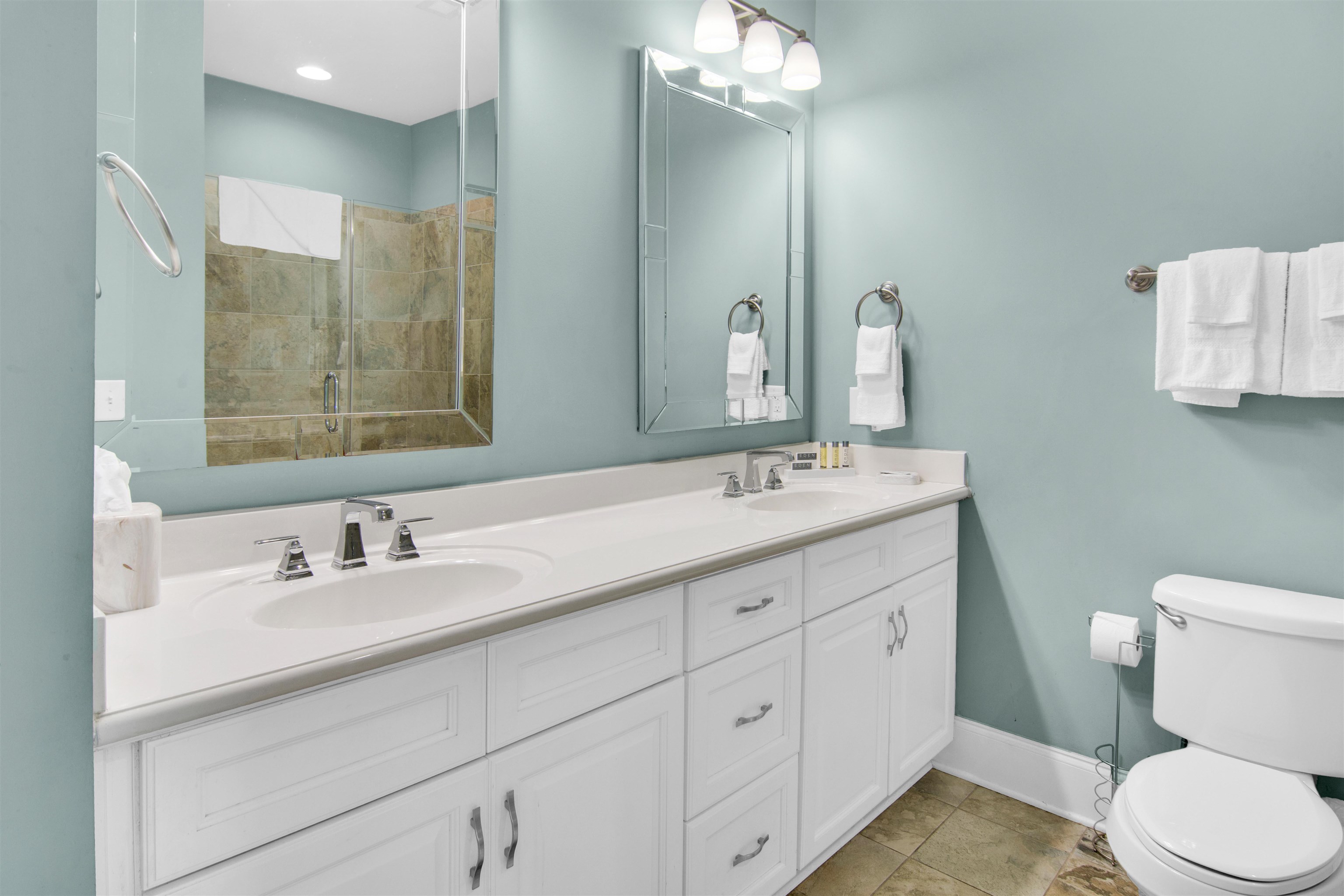 730 Madiera Dr. Unit: 201