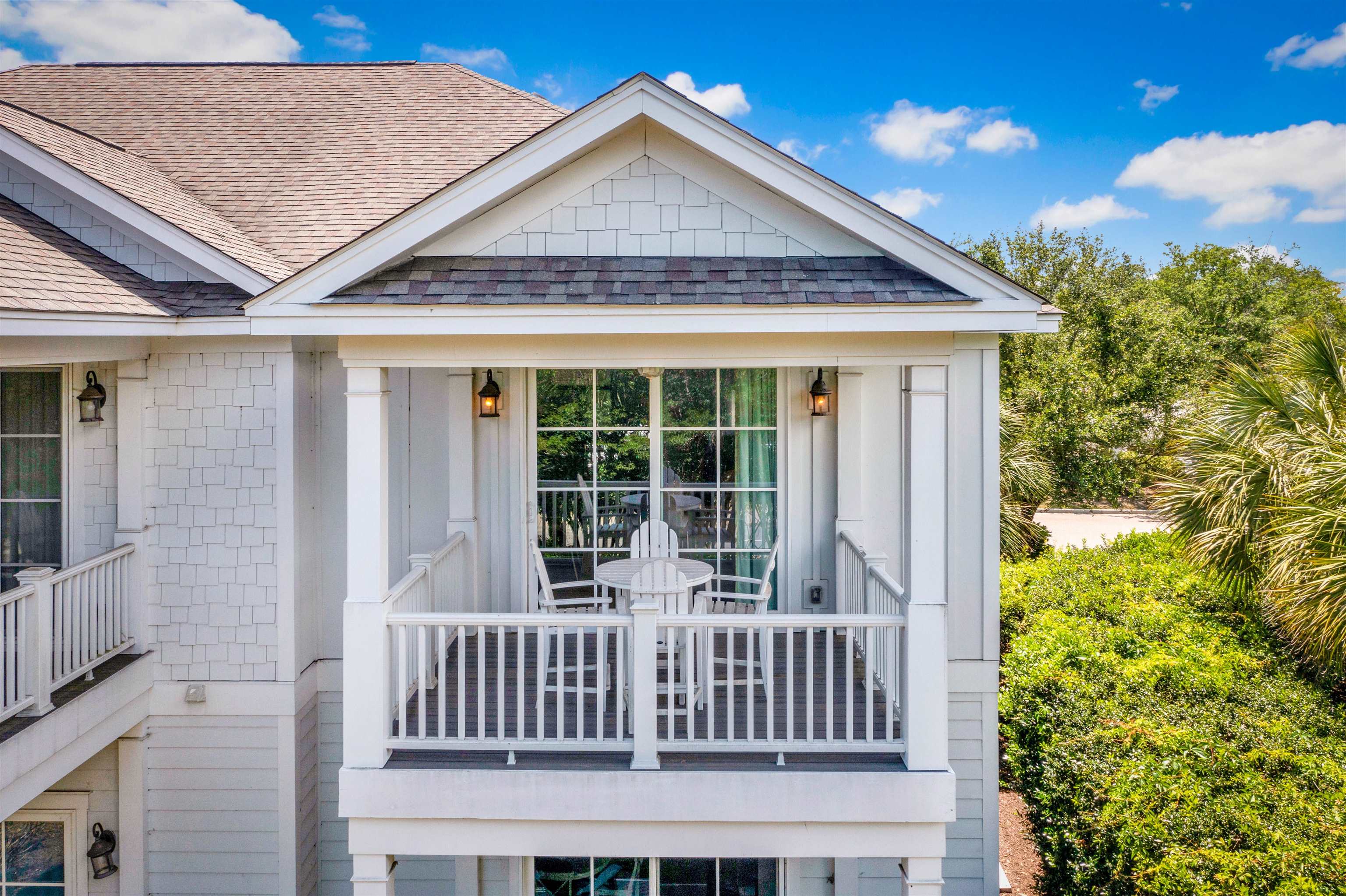 730 Madiera Dr. Unit: 201