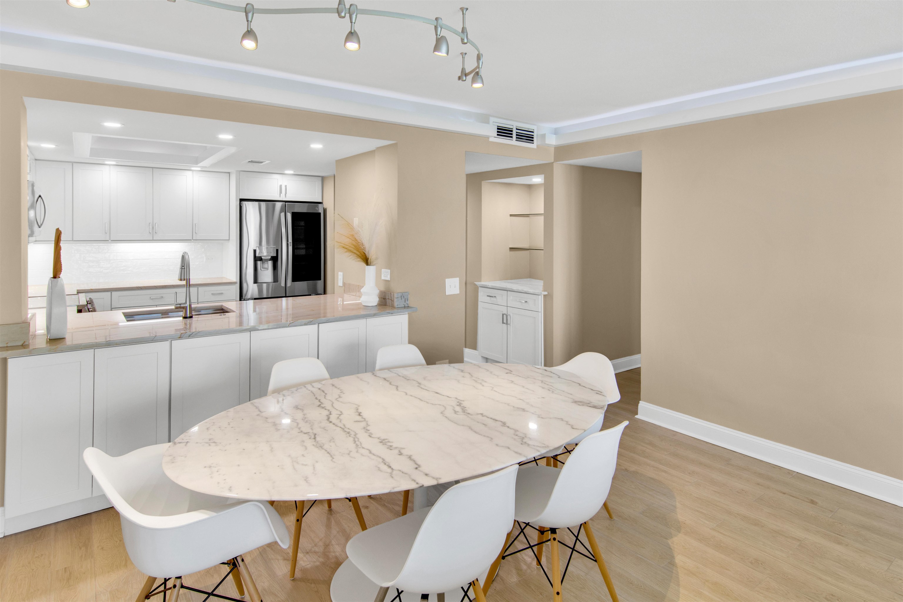 101 Ocean Creek Blvd. Unit: EE-10