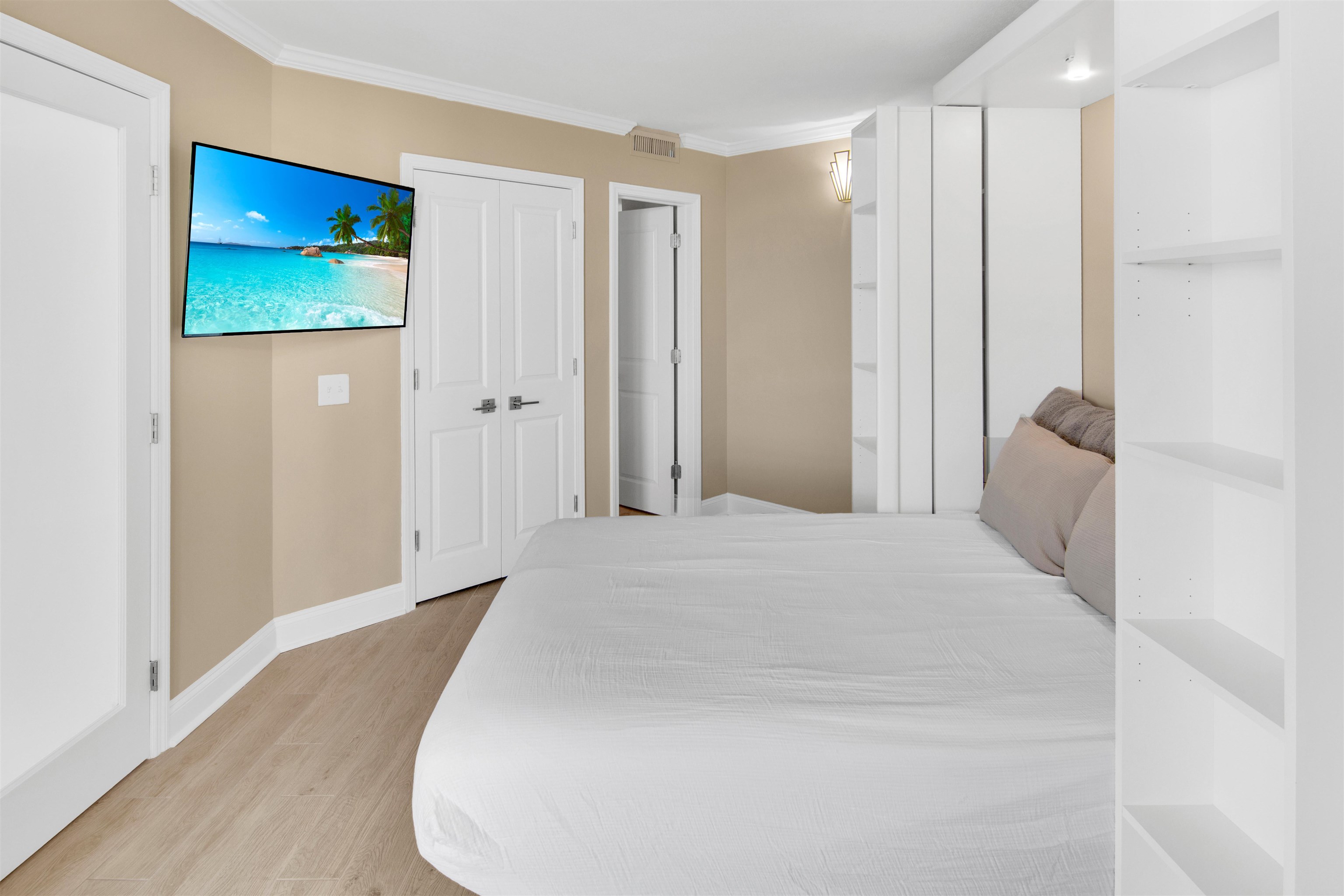 101 Ocean Creek Blvd. Unit: EE-10