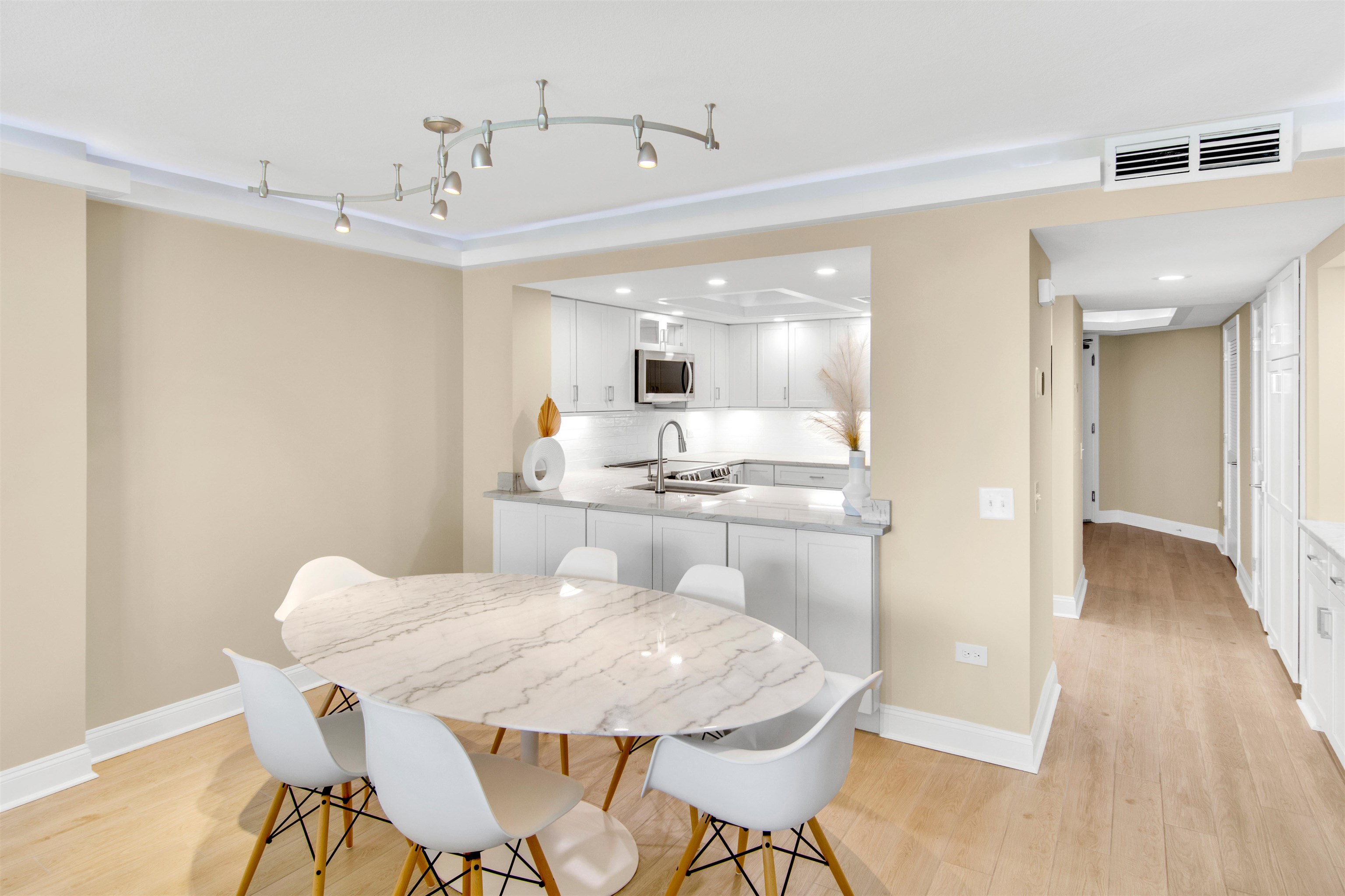 101 Ocean Creek Blvd. Unit: EE-10