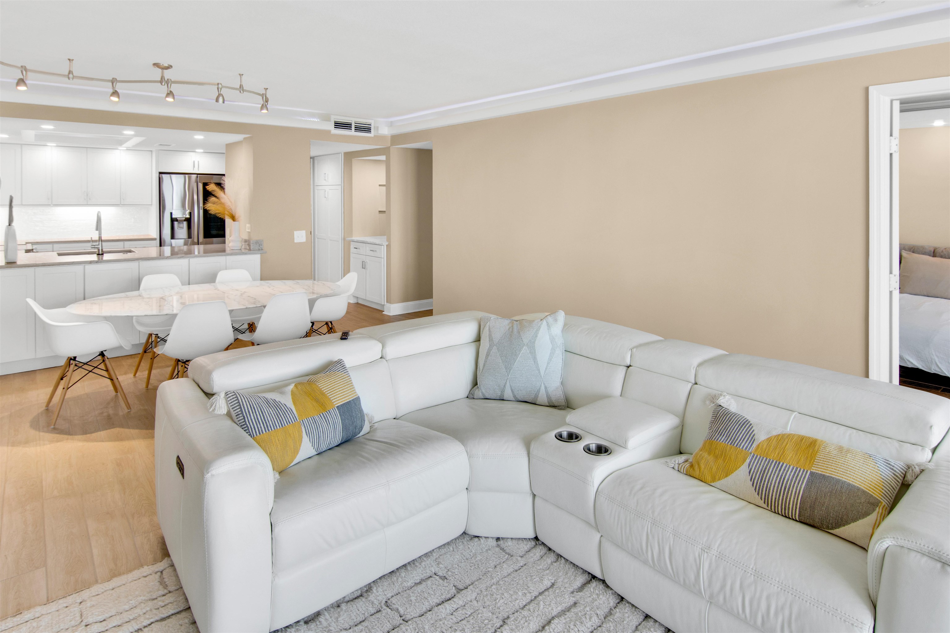 101 Ocean Creek Blvd. Unit: EE-10