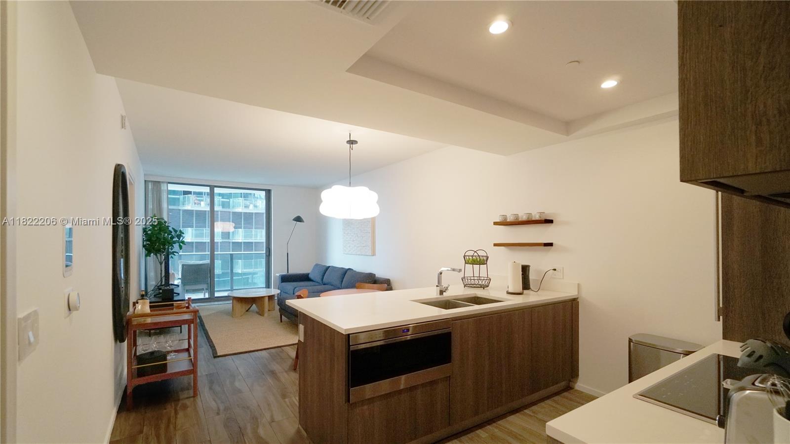 801 S Miami Ave Unit: 2506
