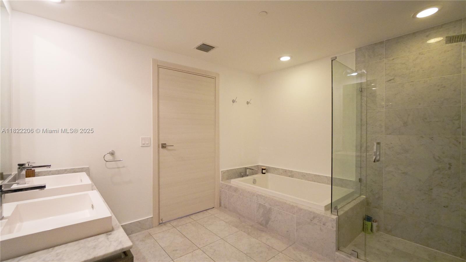 801 S Miami Ave Unit: 2506
