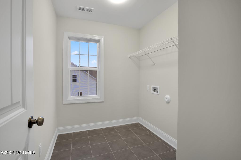 808 Colchester Reef Run