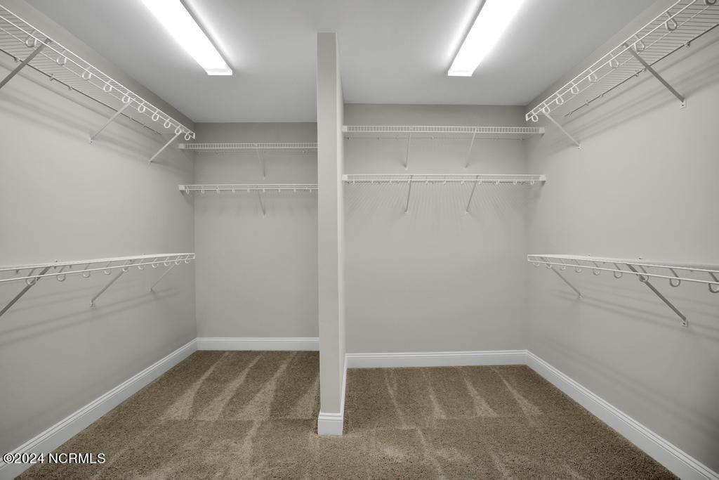 808 Colchester Reef Run