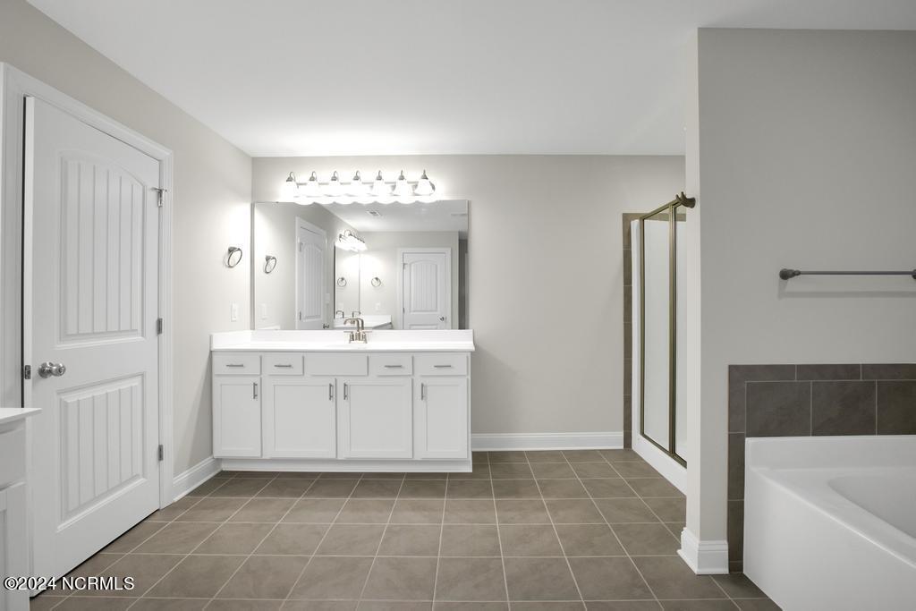 808 Colchester Reef Run