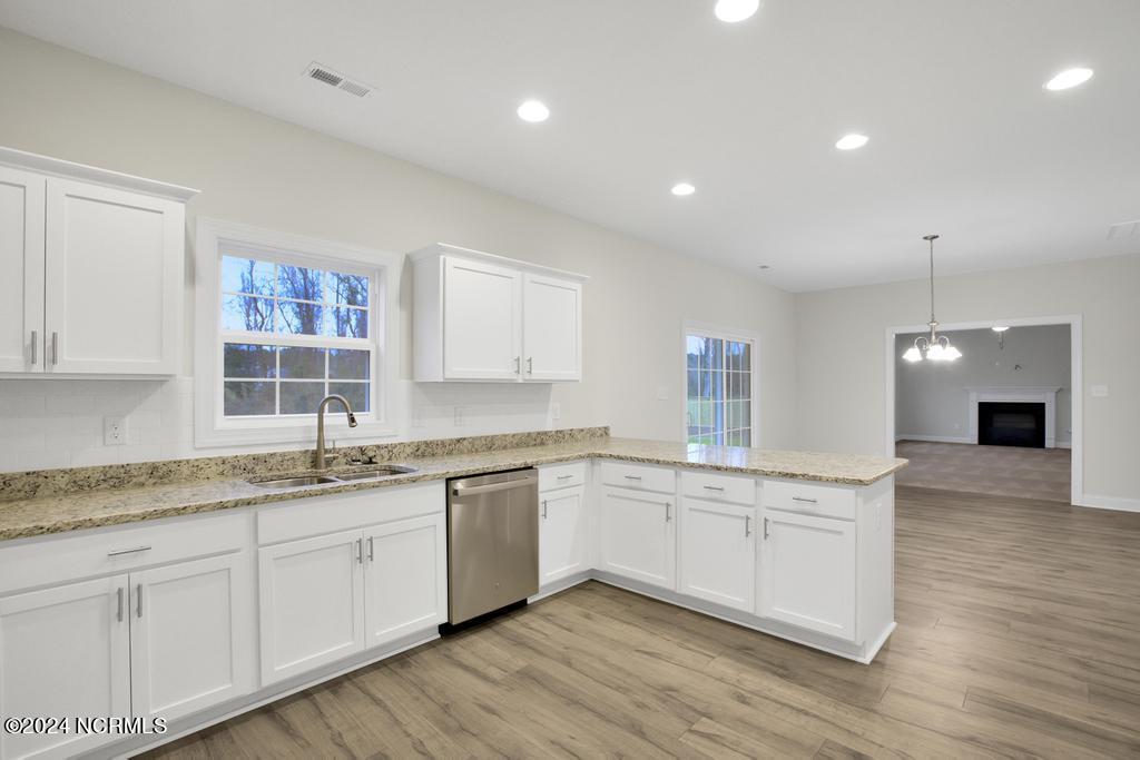 808 Colchester Reef Run