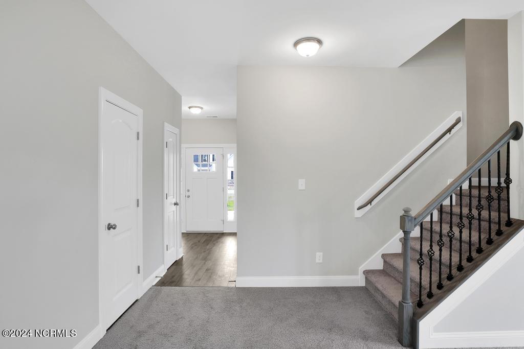 805 Colchester Reef Run