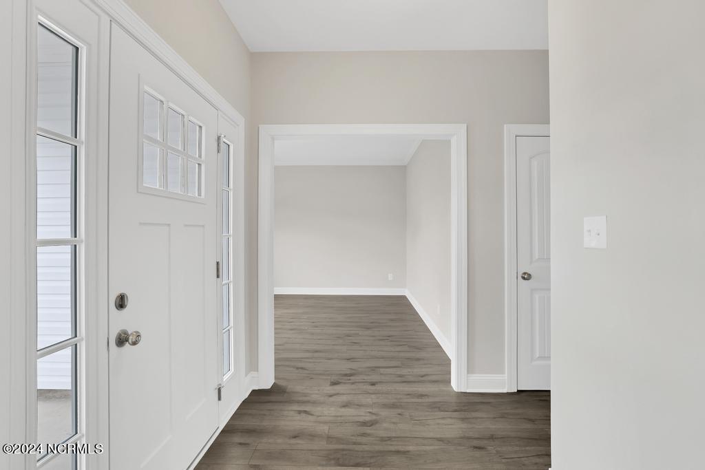 805 Colchester Reef Run