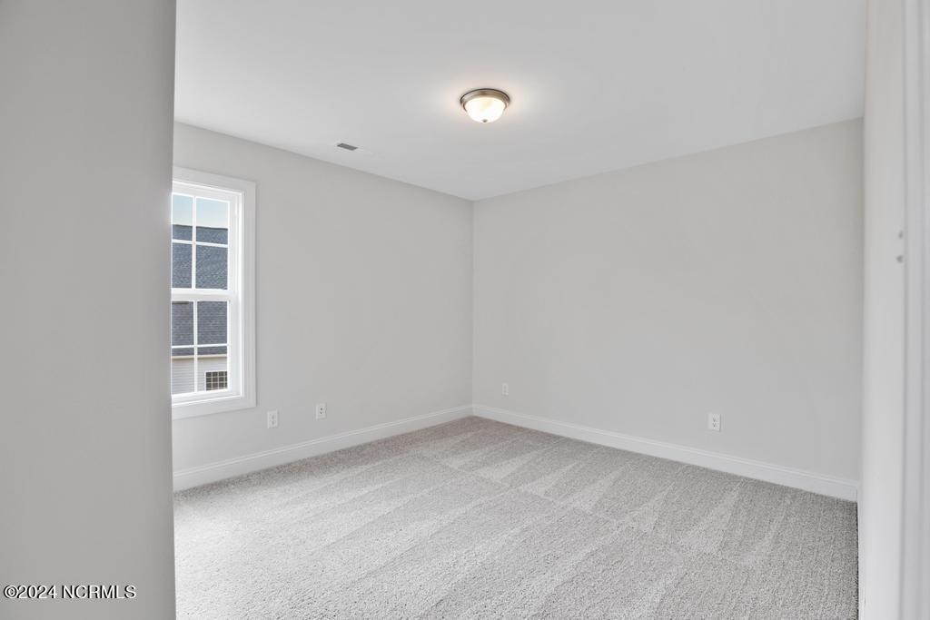 558 White Shoal Way