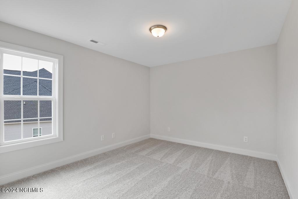 558 White Shoal Way