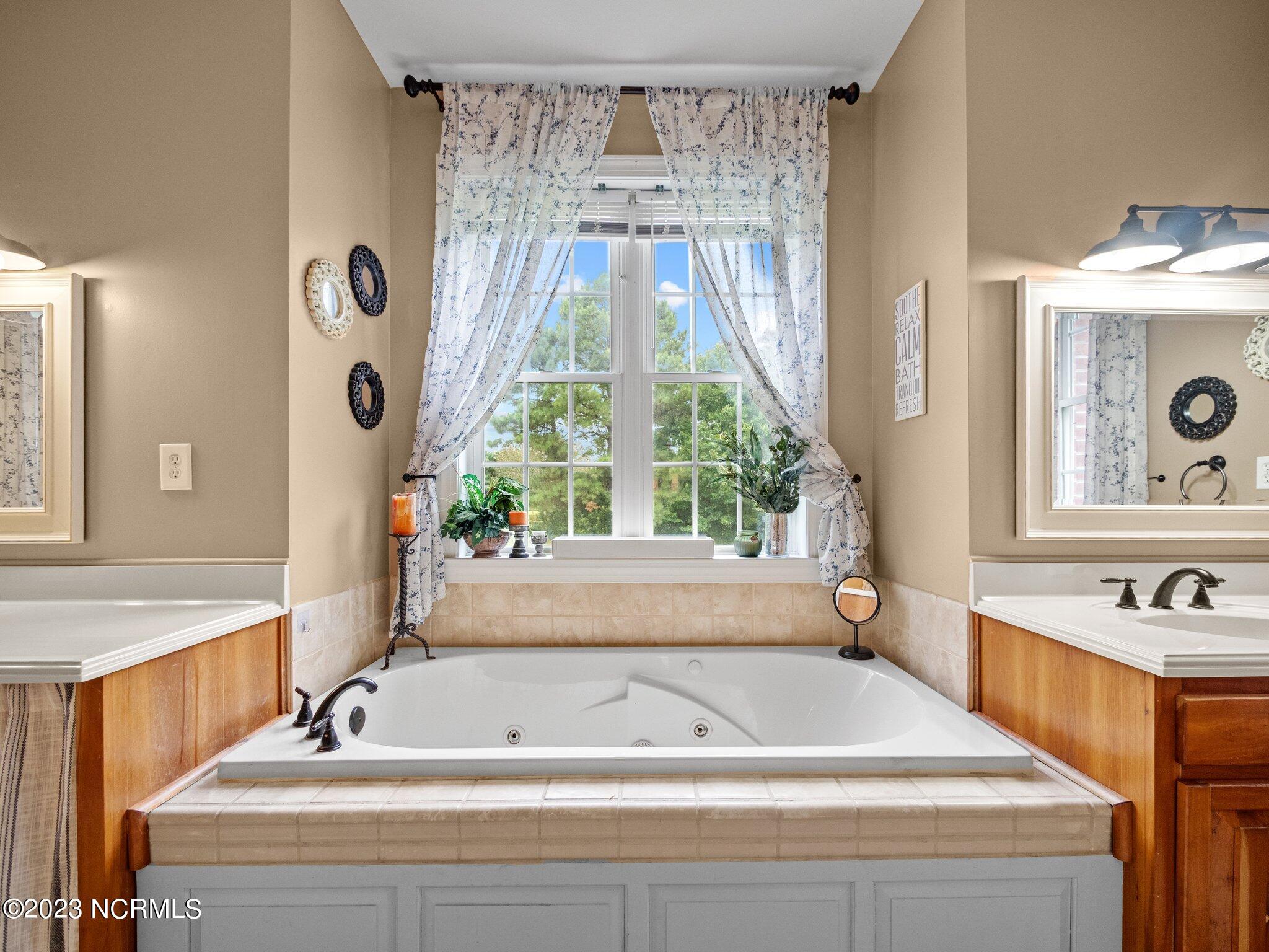 125 Plantation Drive