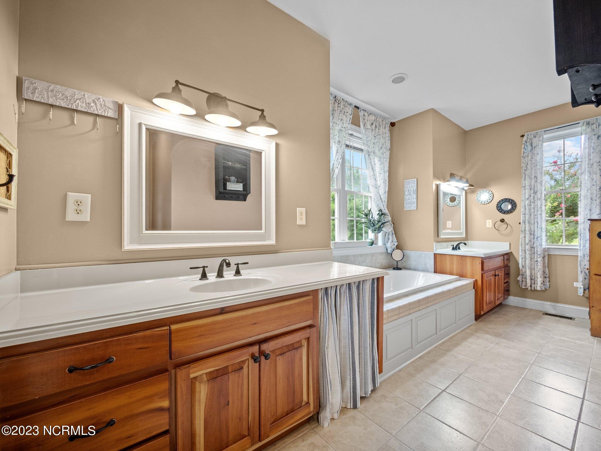 125 Plantation Drive