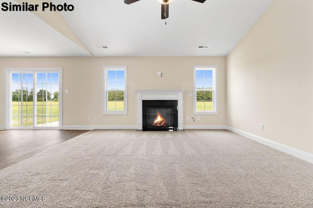 521 E Black Water Lane