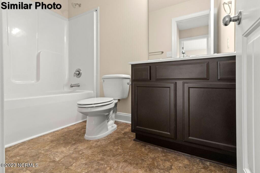 521 E Black Water Lane