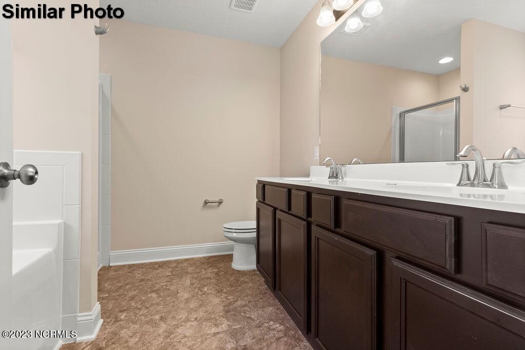 521 E Black Water Lane