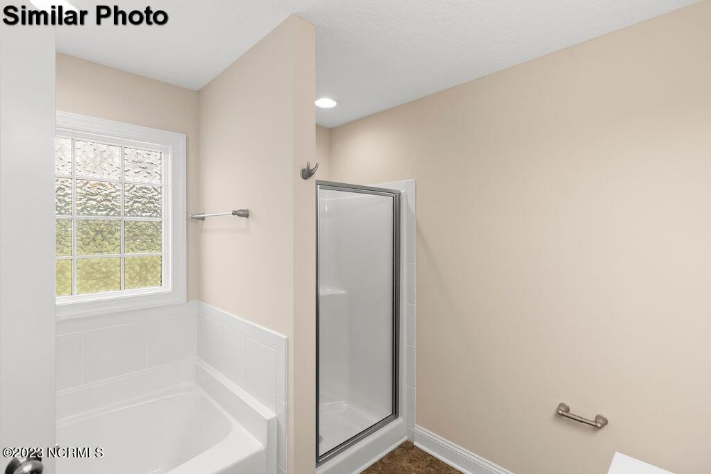 521 E Black Water Lane