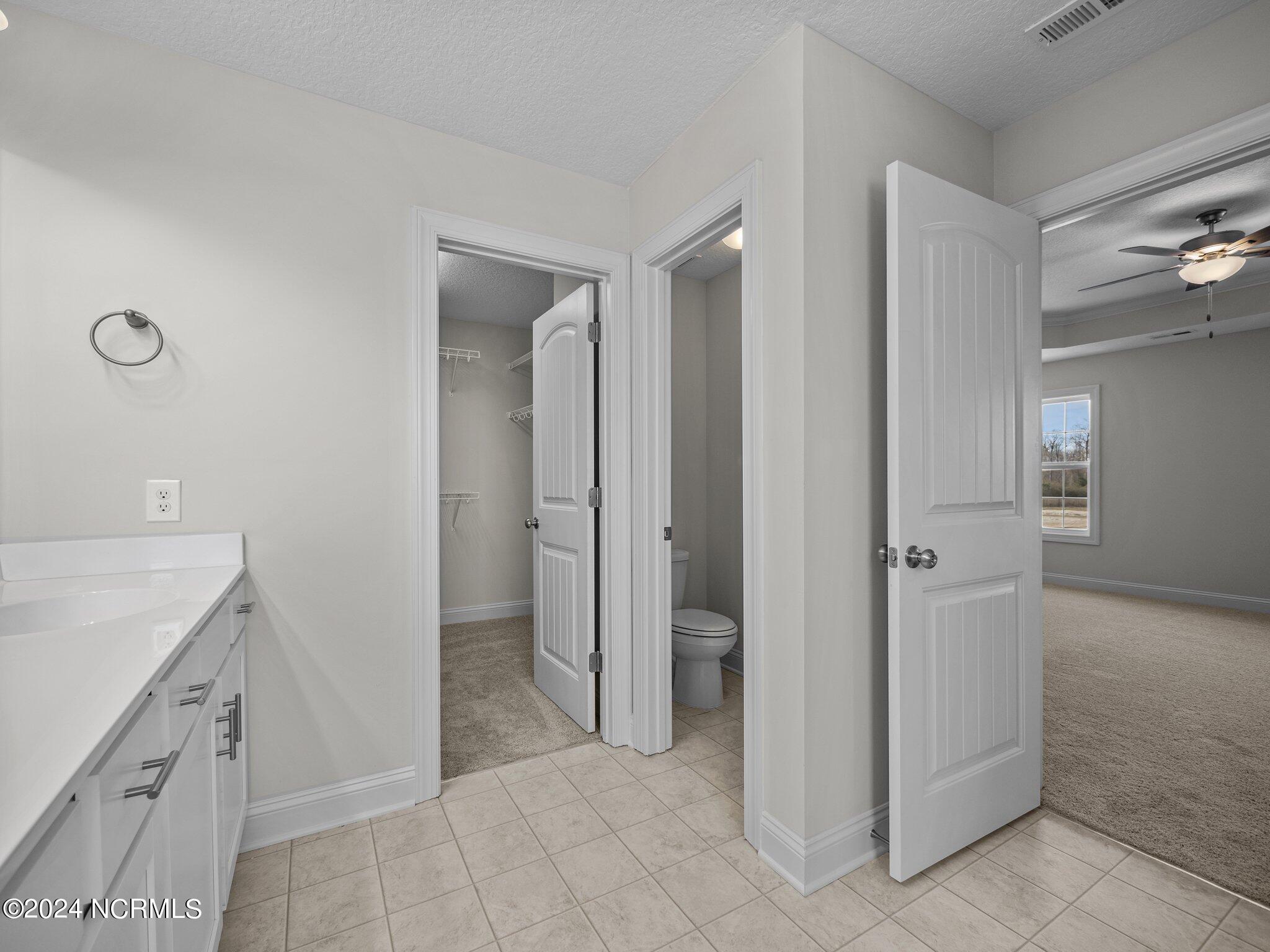 401 W Black Water Lane