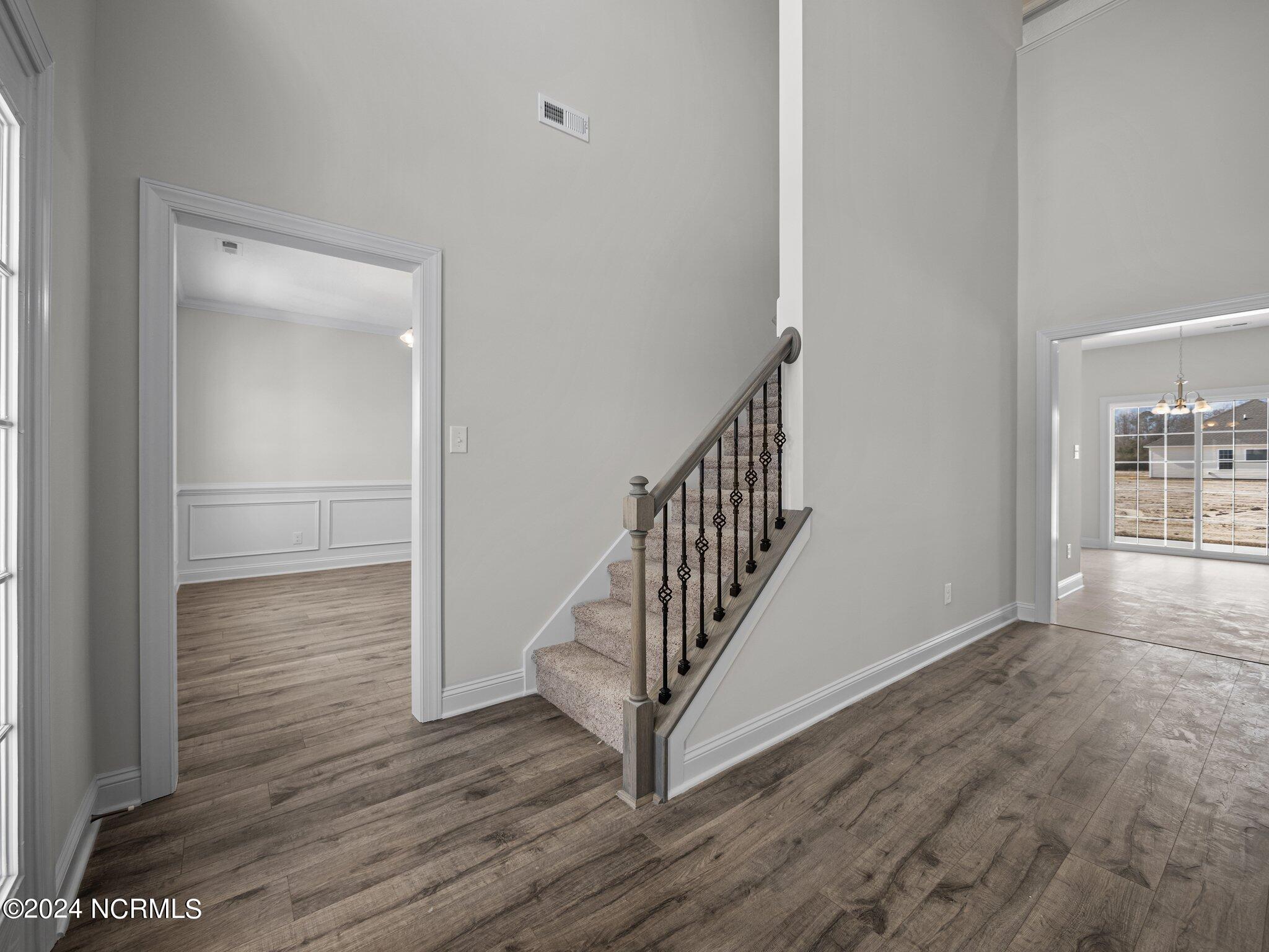 401 W Black Water Lane