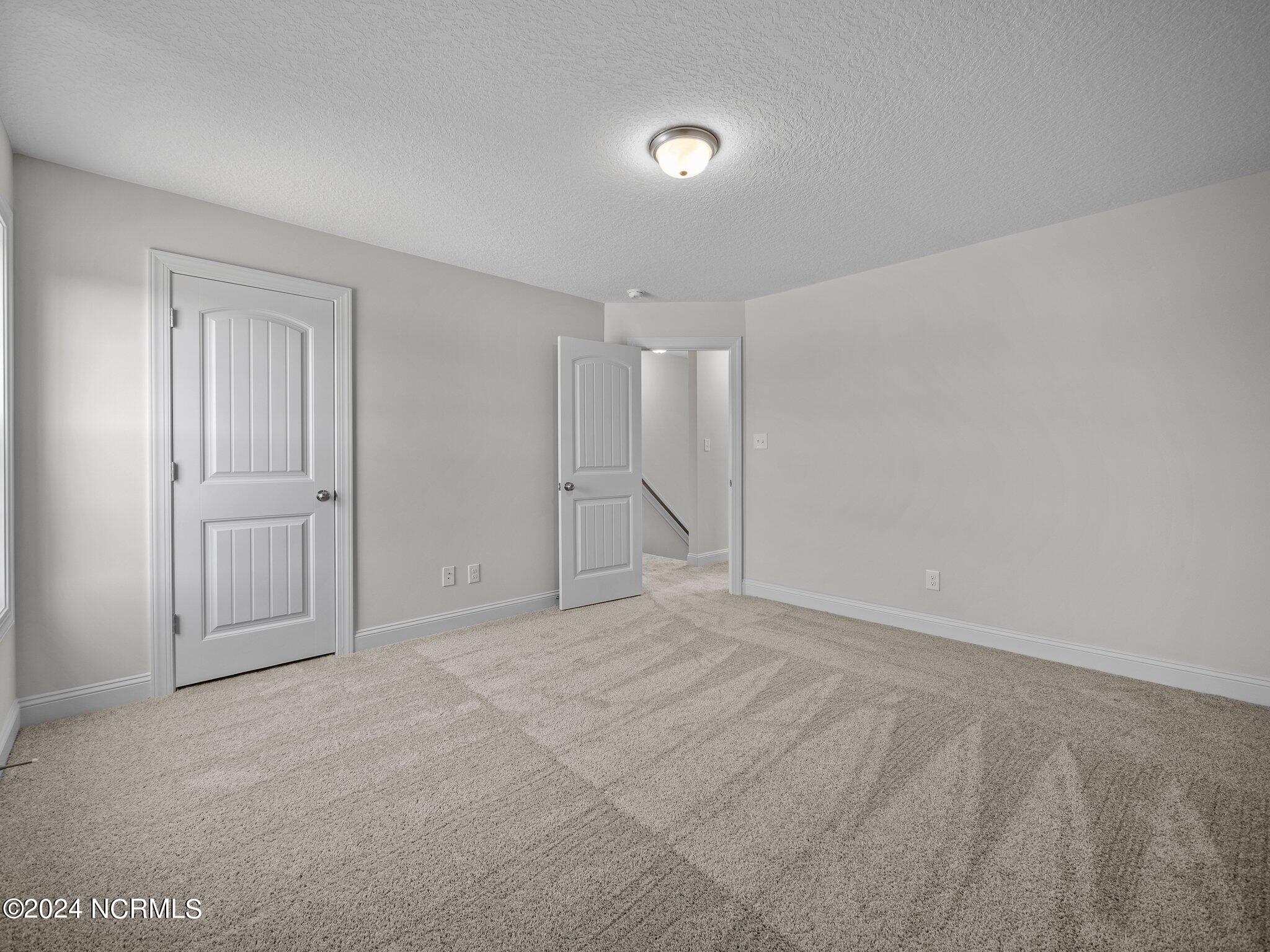 401 W Black Water Lane