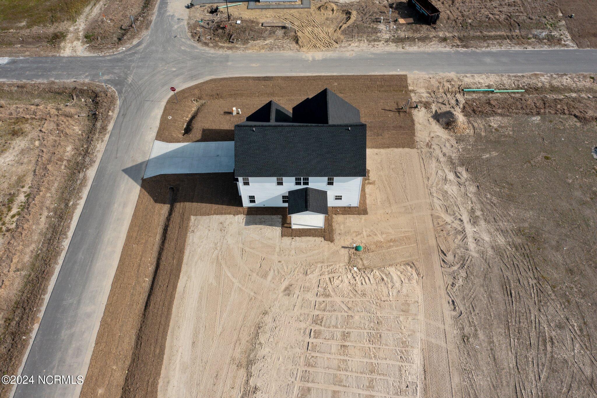 401 W Black Water Lane