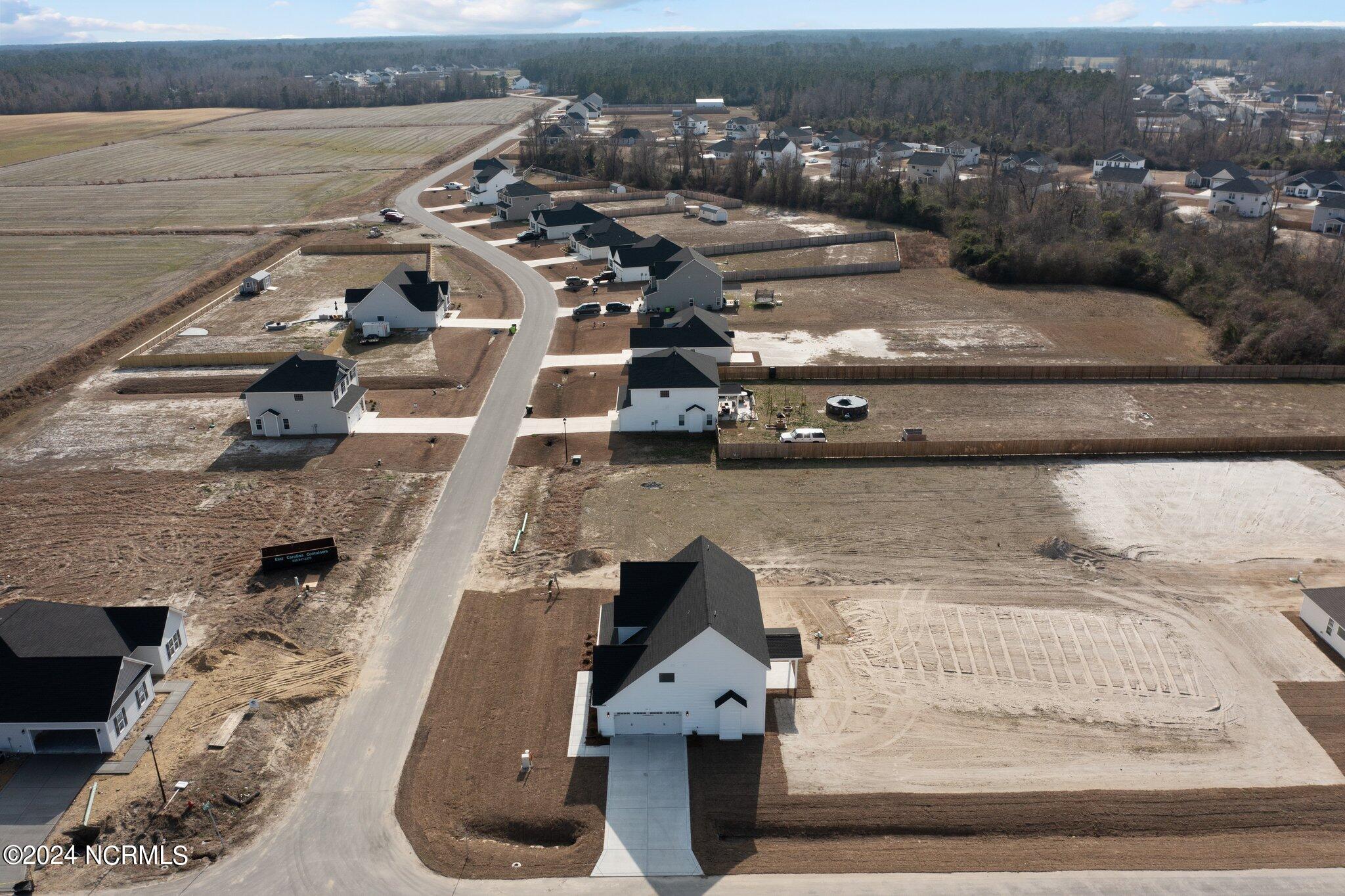 401 W Black Water Lane