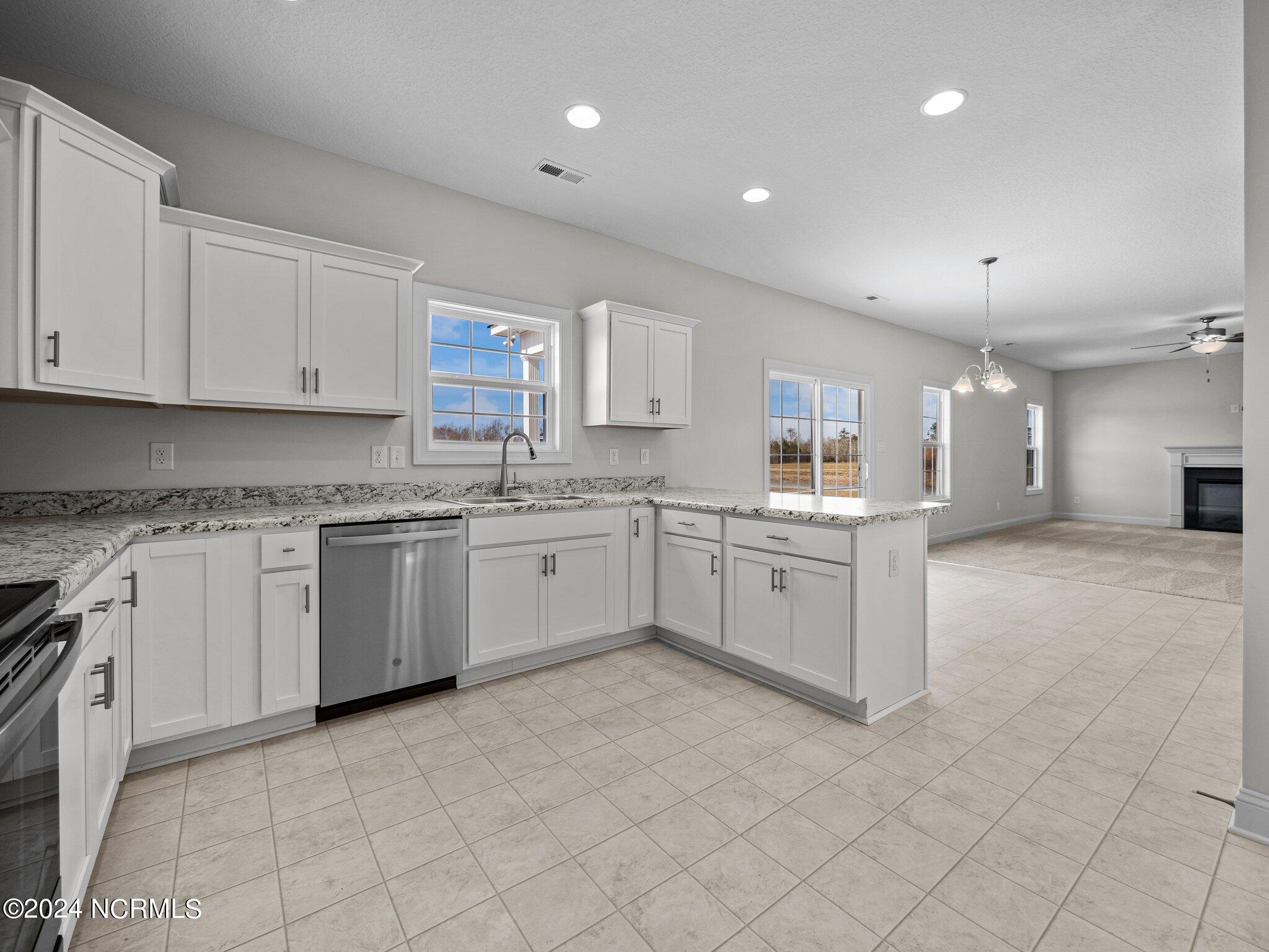 401 W Black Water Lane