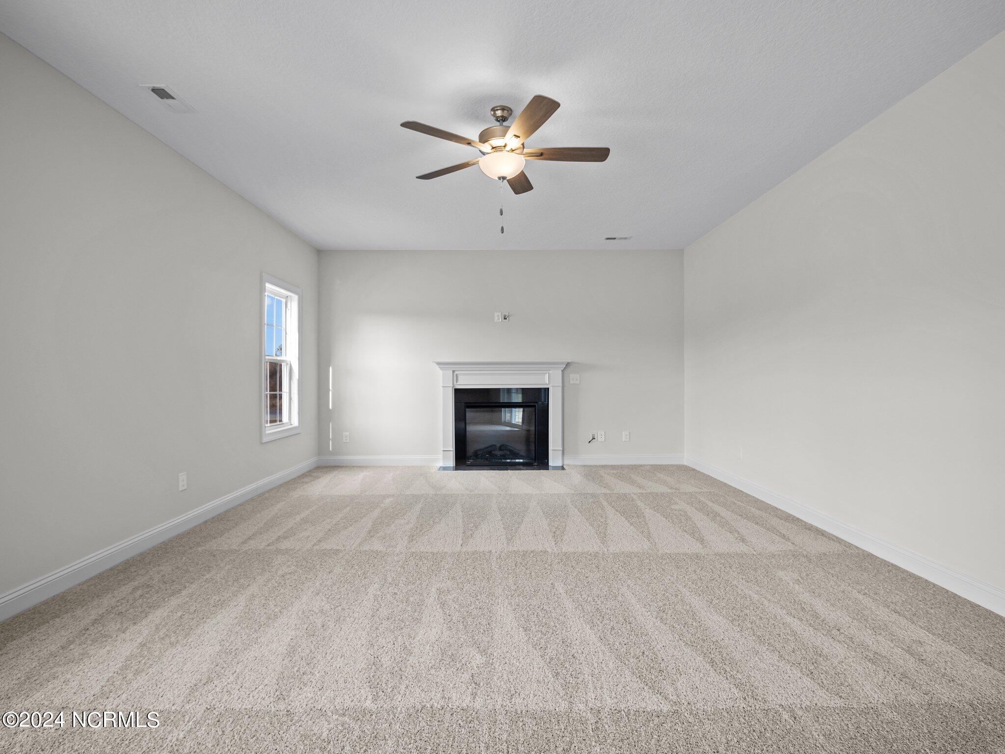 401 W Black Water Lane