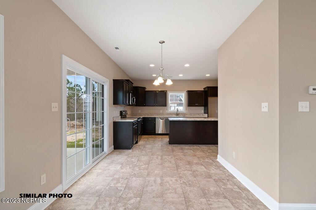 407 W Black Water Lane